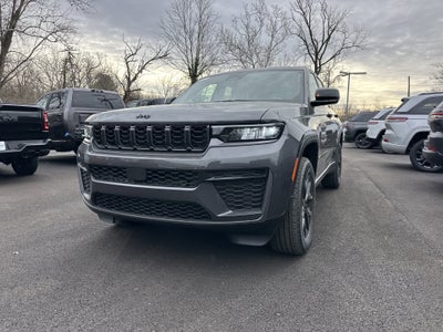 2026 Jeep Grand Cherokee Laredo