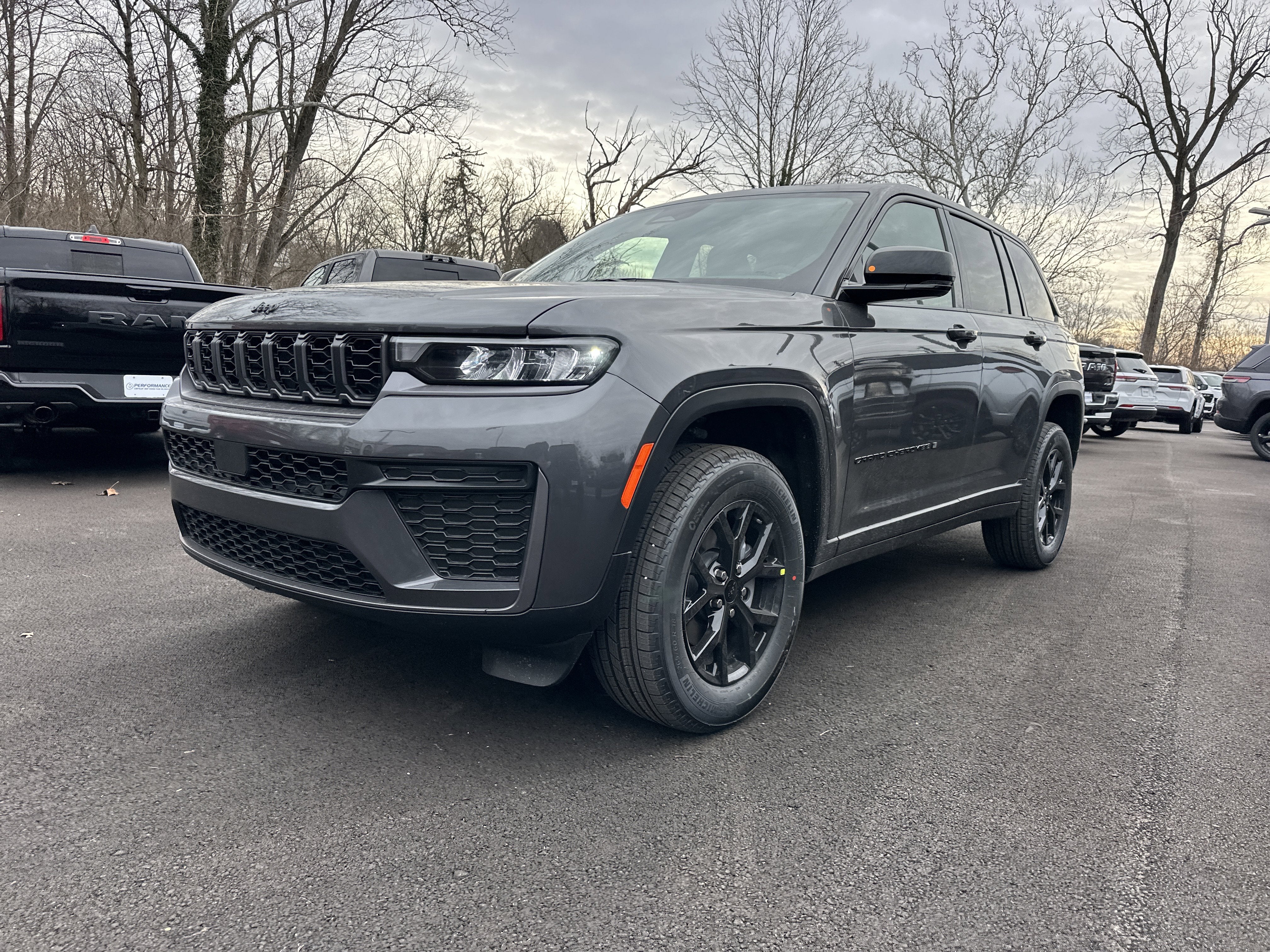 2026 Jeep Grand Cherokee Laredo