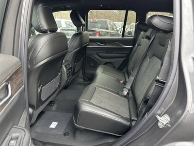 2026 Jeep Grand Cherokee Laredo