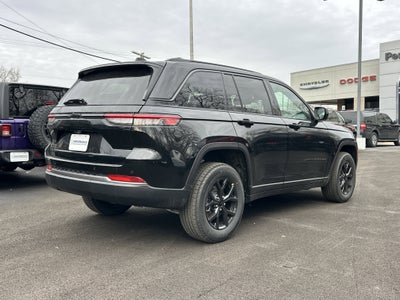 2026 Jeep Grand Cherokee Laredo