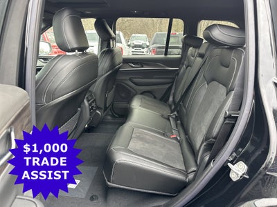 2026 Jeep Grand Cherokee Laredo