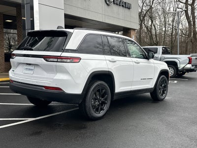 2026 Jeep Grand Cherokee Laredo