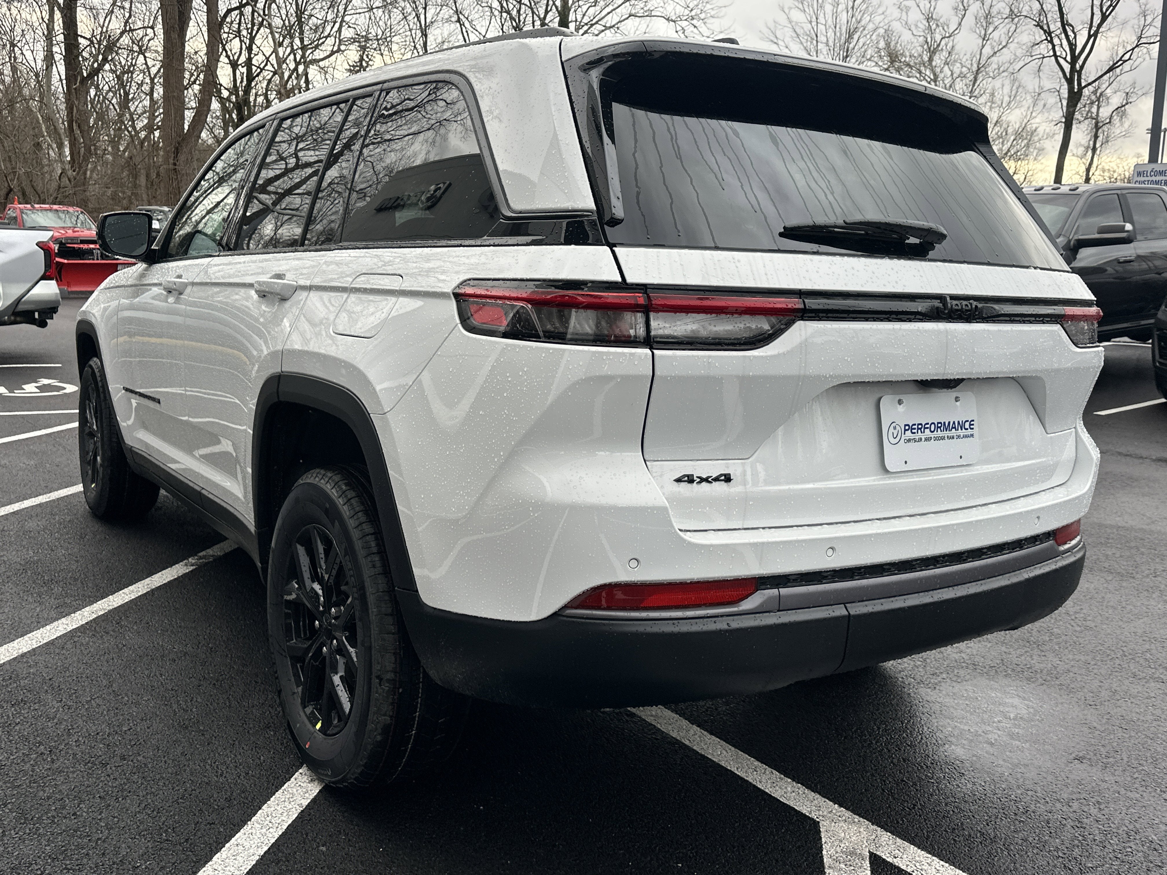 2026 Jeep Grand Cherokee Laredo