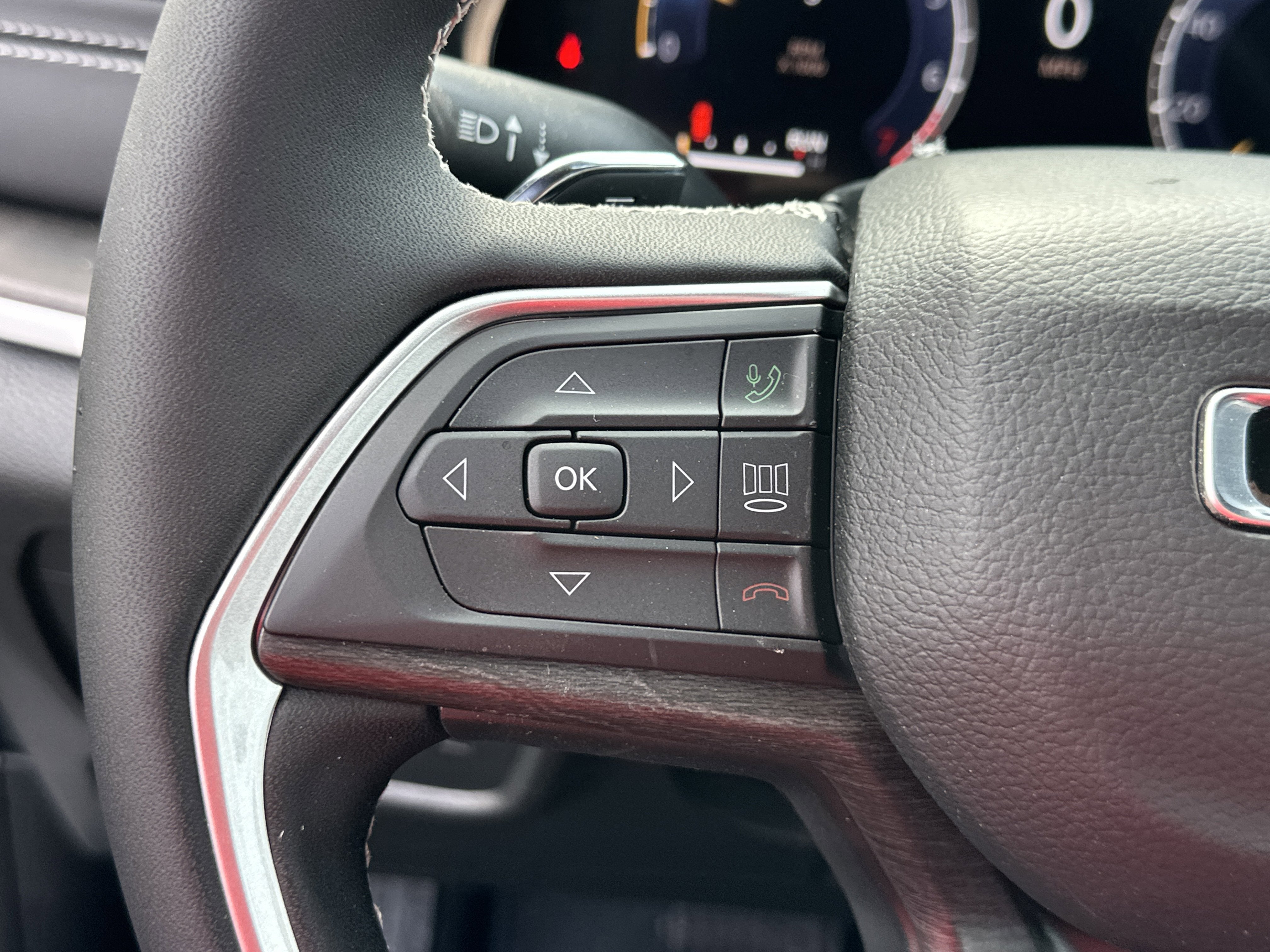 2026 Jeep Grand Cherokee Altitude