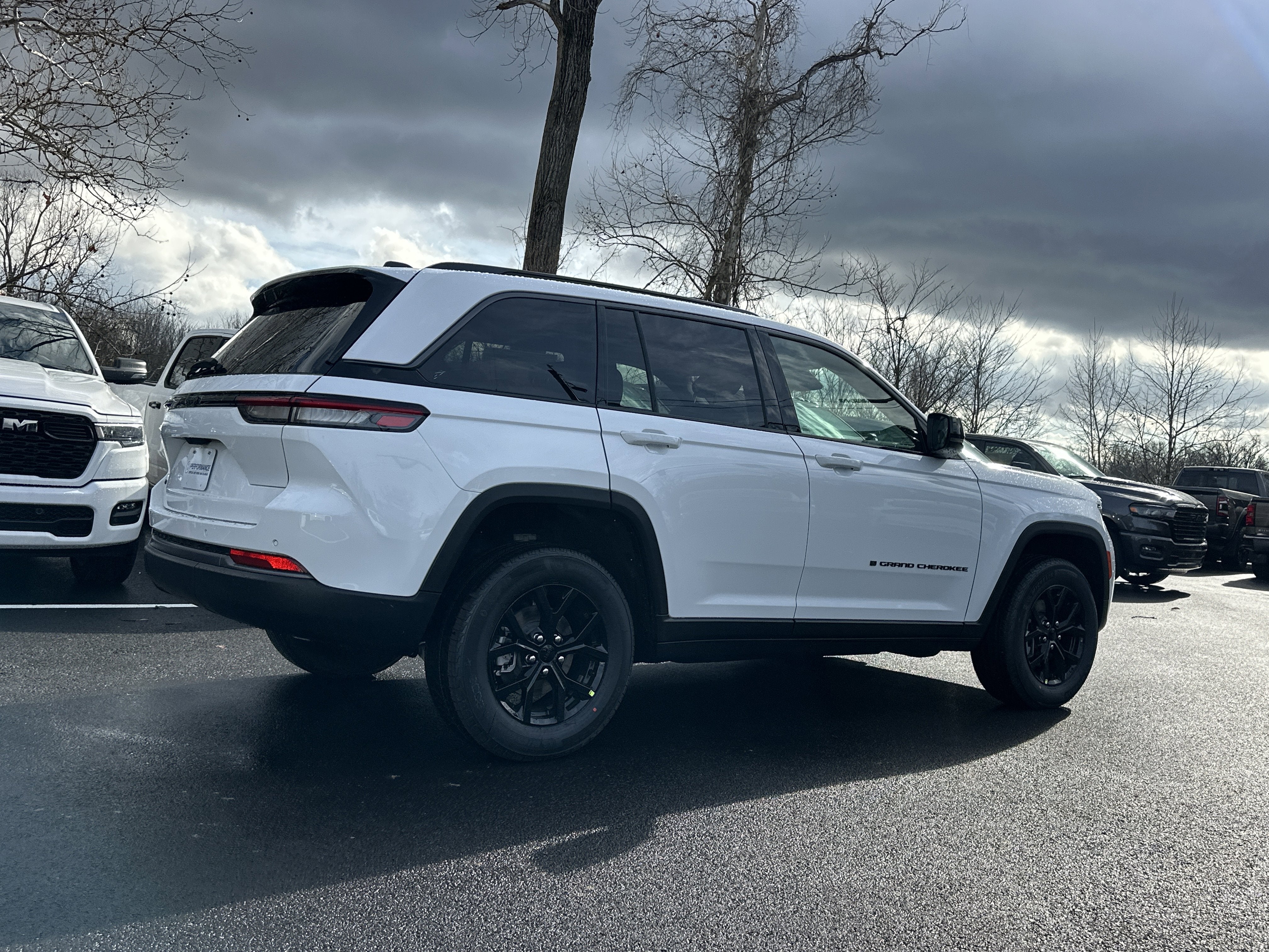 2026 Jeep Grand Cherokee Altitude