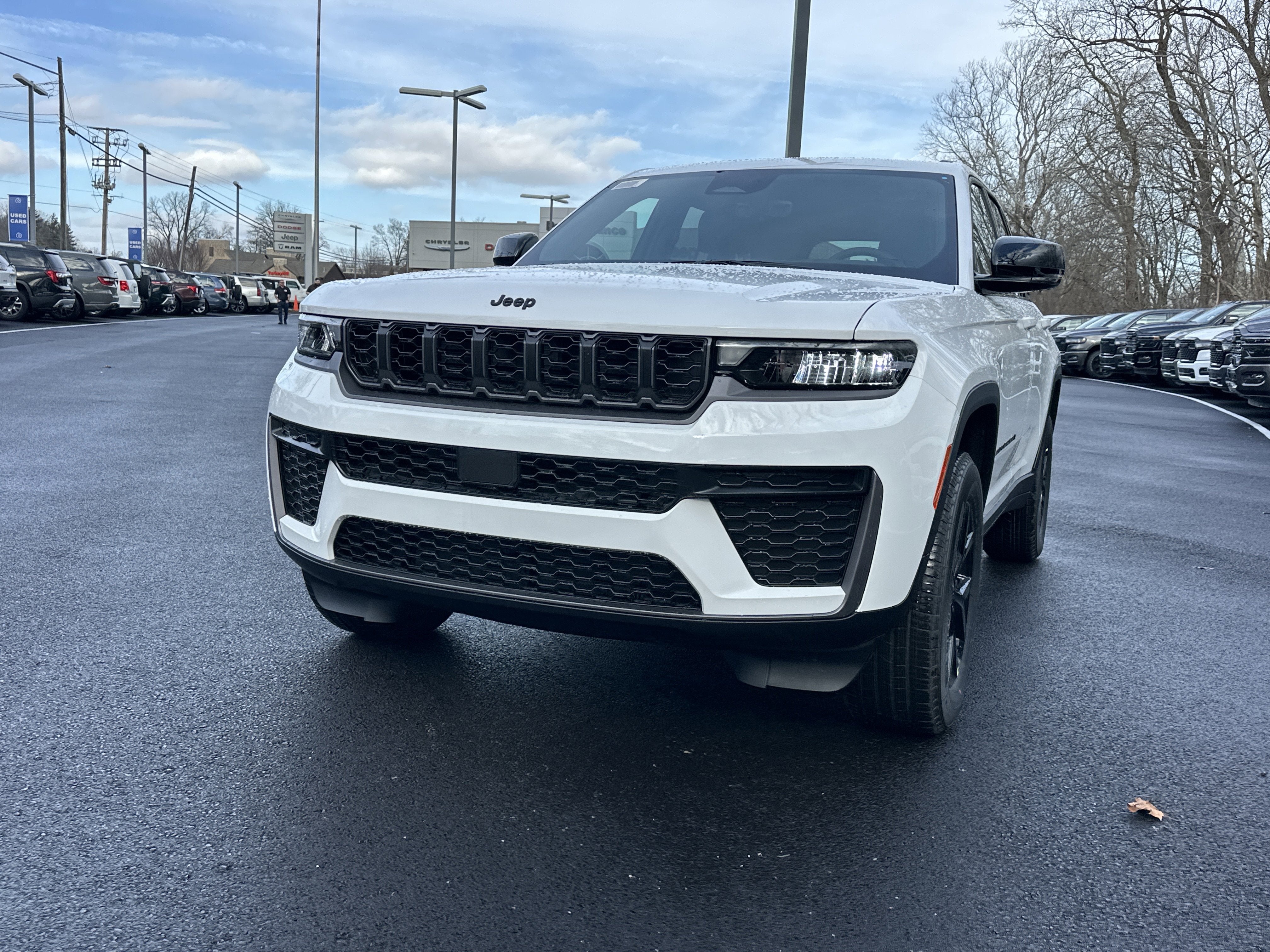 2026 Jeep Grand Cherokee Altitude