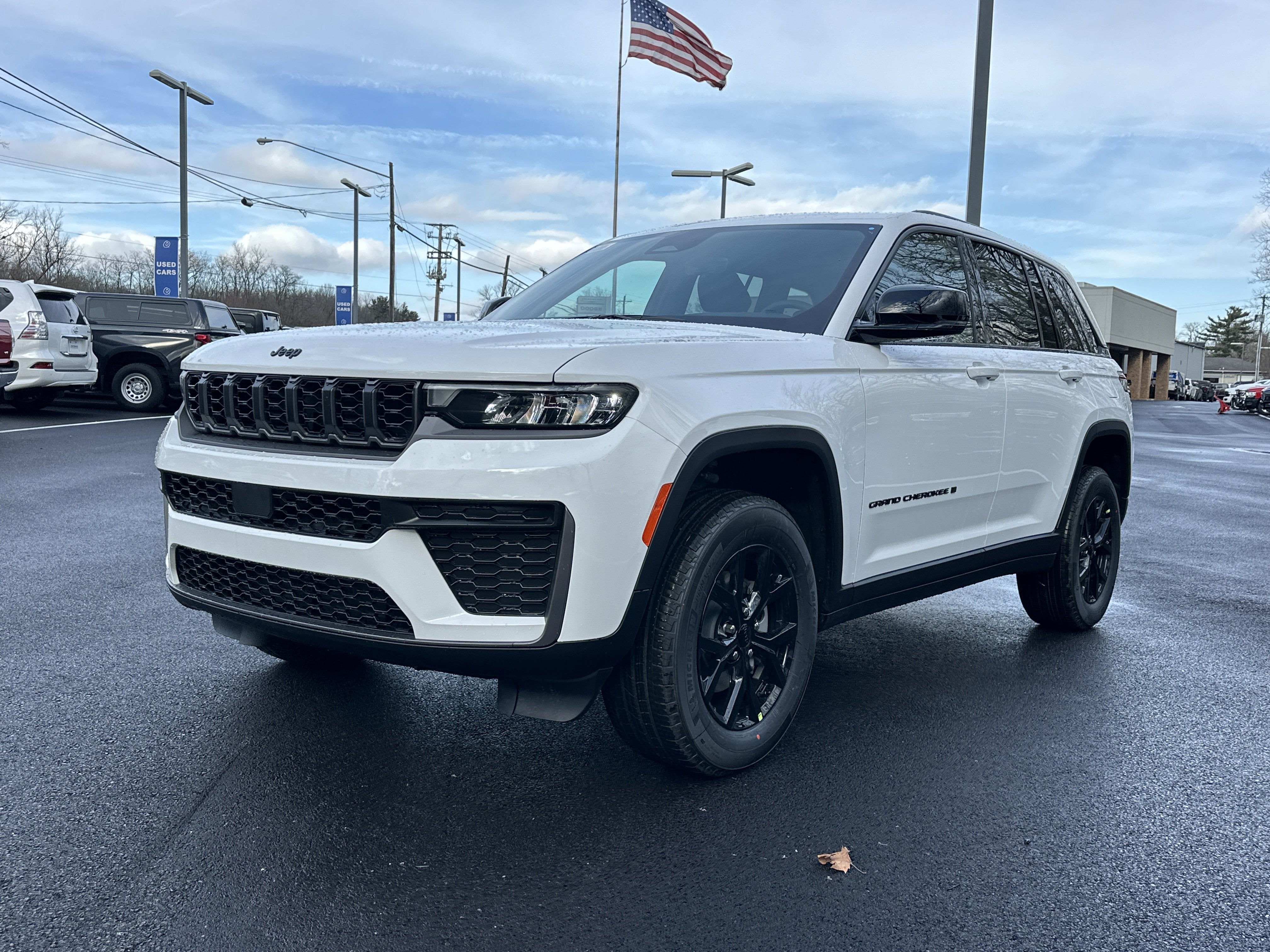 2026 Jeep Grand Cherokee Altitude