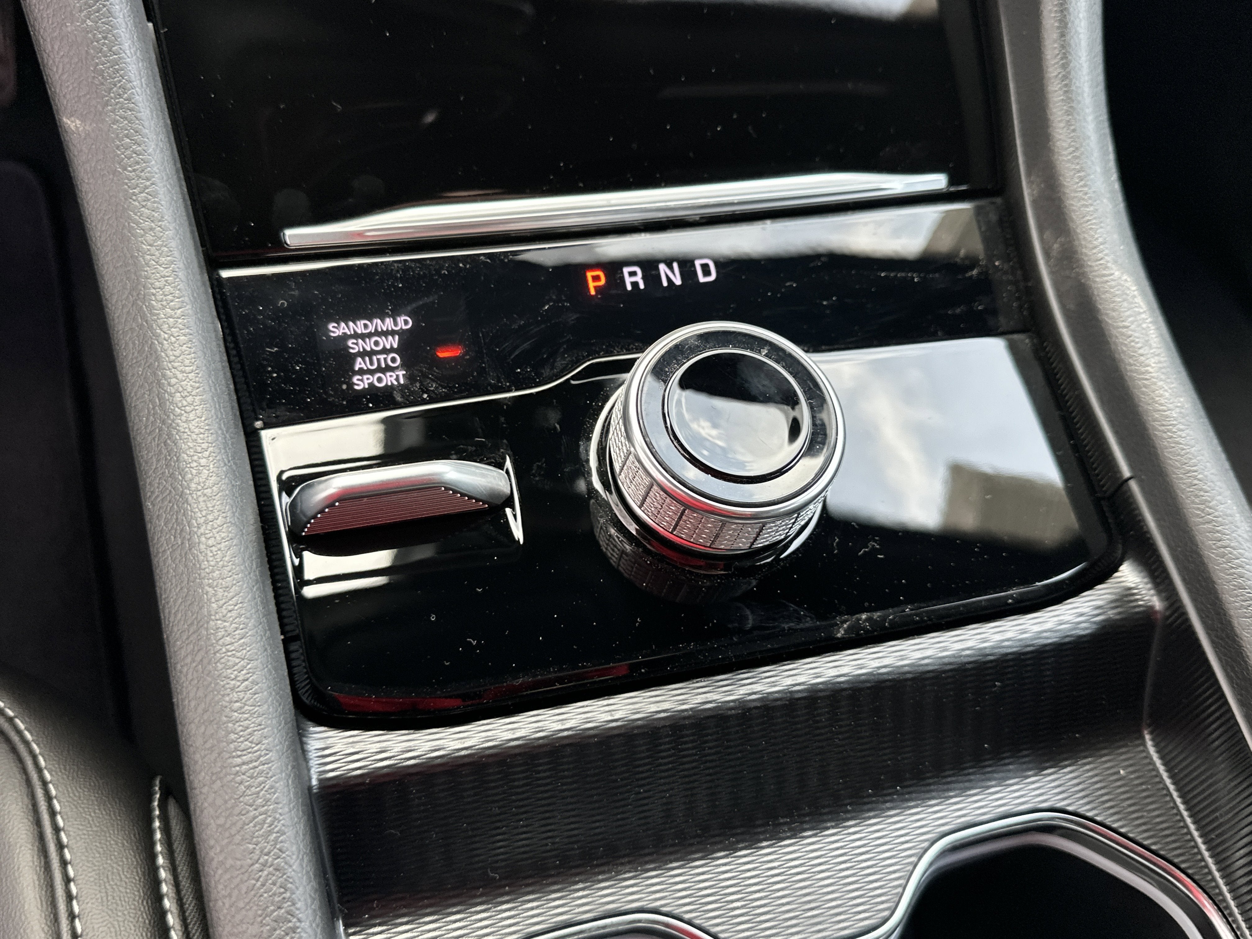 2026 Jeep Grand Cherokee Altitude