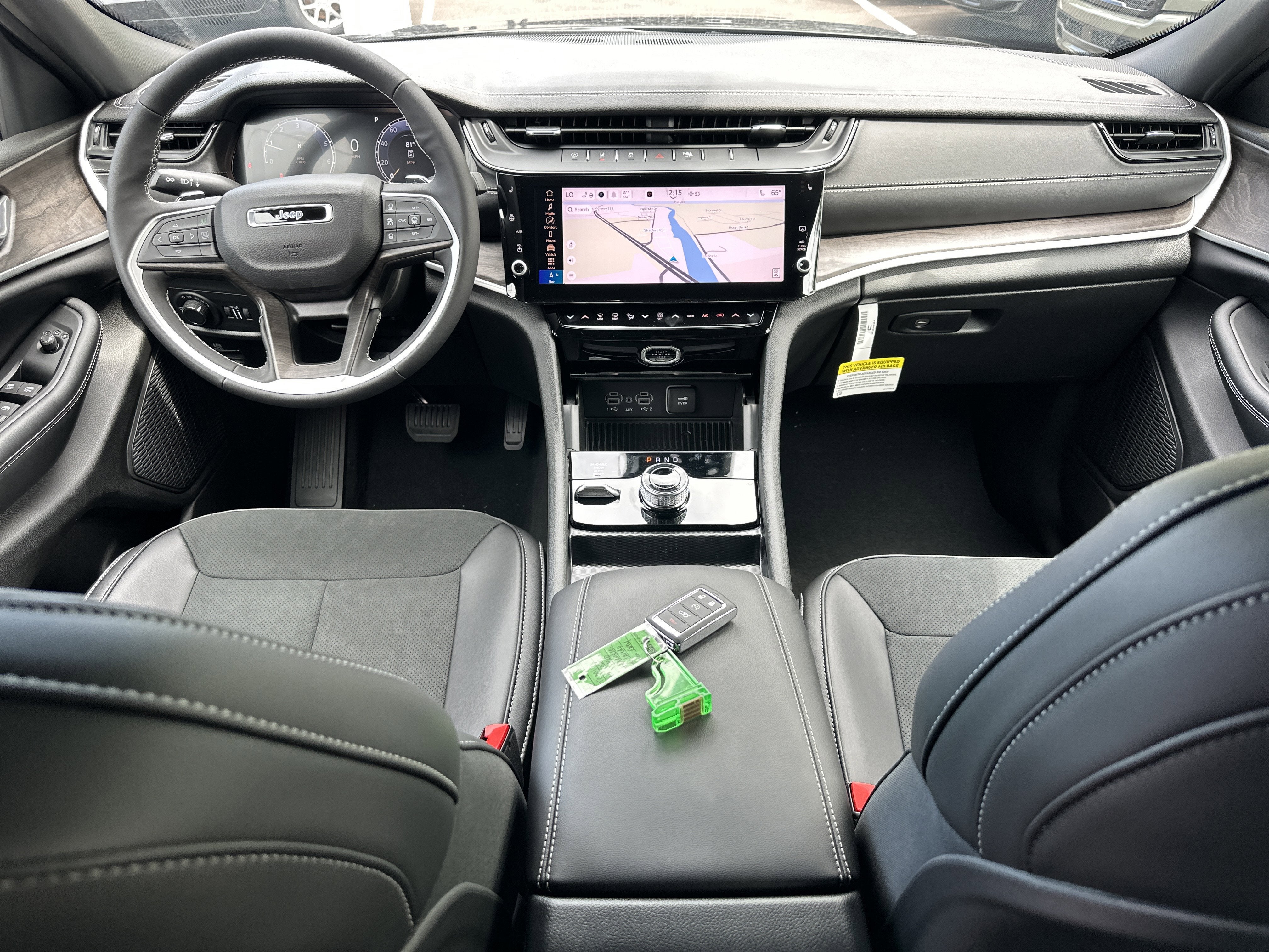 2026 Jeep Grand Cherokee Laredo Altitude