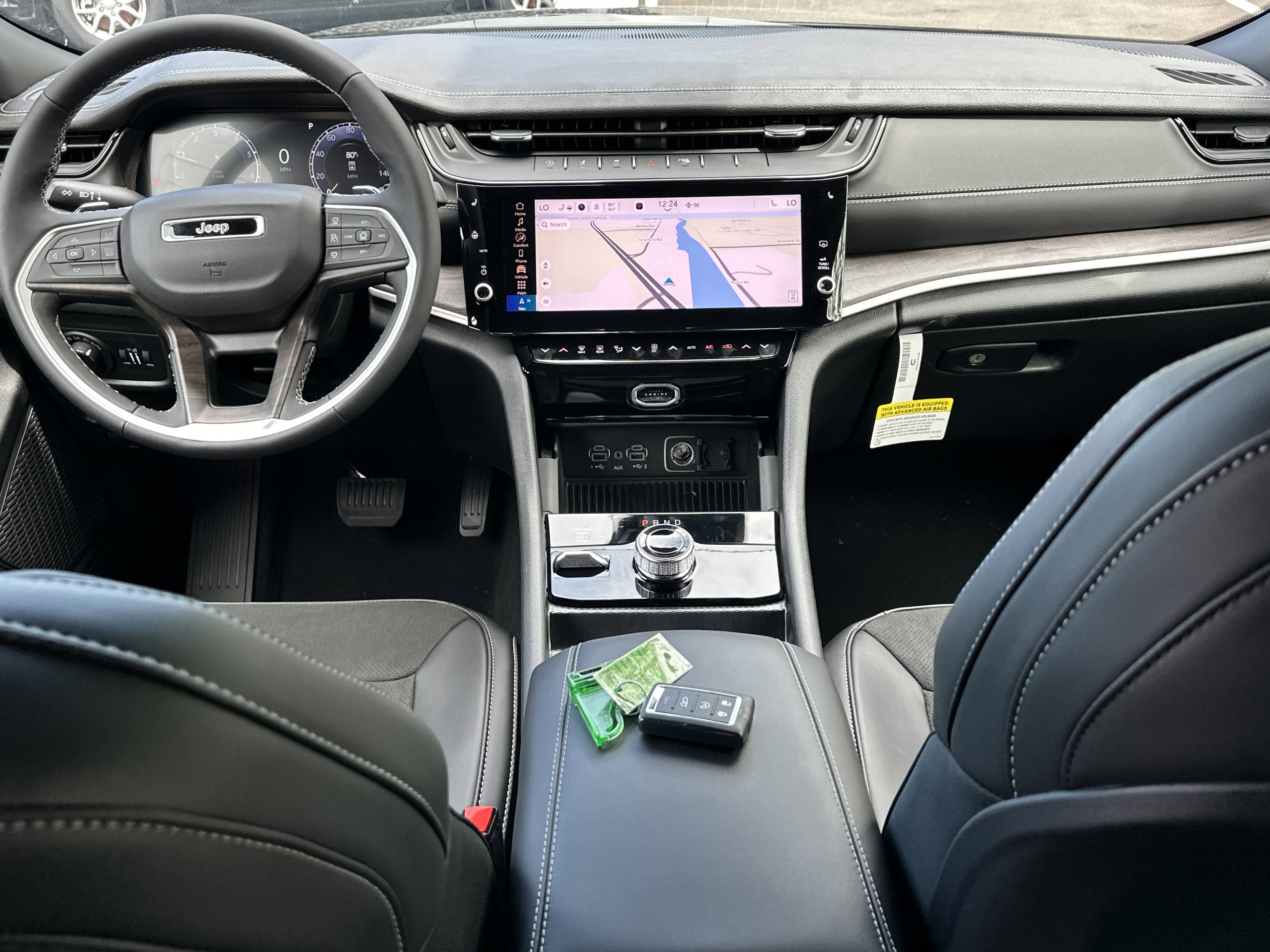 2026 Jeep Grand Cherokee Laredo Altitude