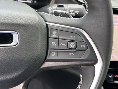 2026 Jeep Grand Cherokee Laredo Altitude