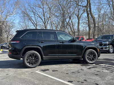 2026 Jeep Grand Cherokee Altitude