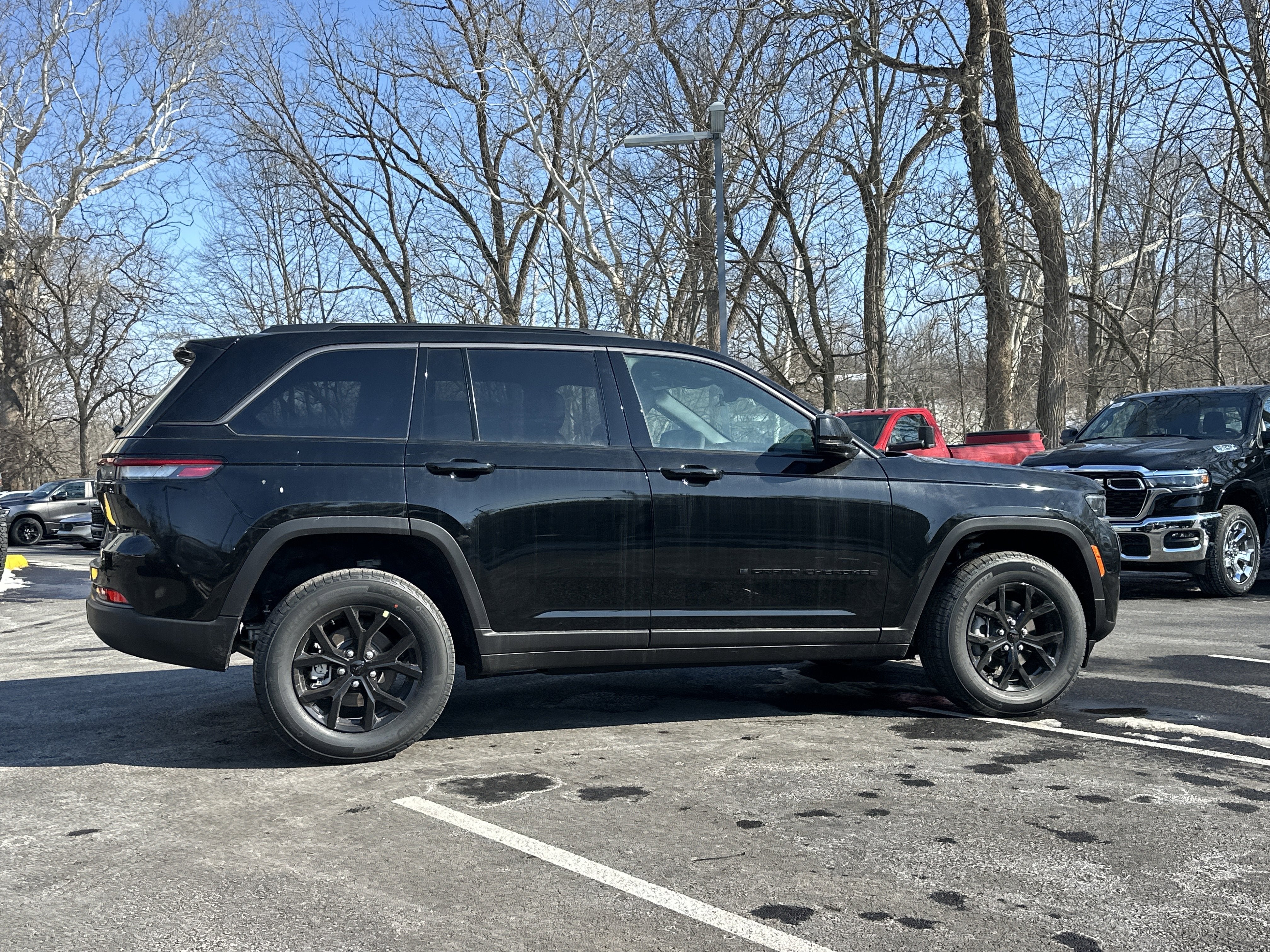 2026 Jeep Grand Cherokee Altitude