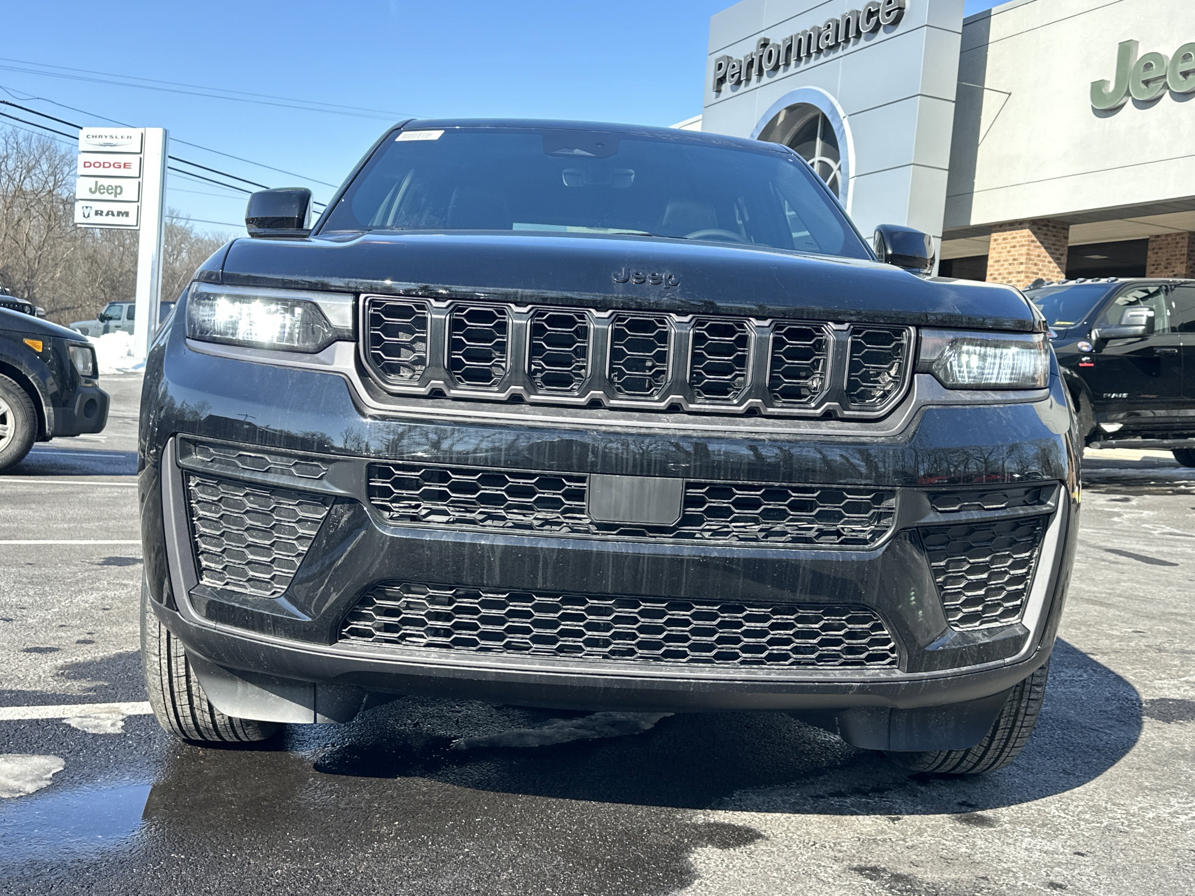 2026 Jeep Grand Cherokee Altitude