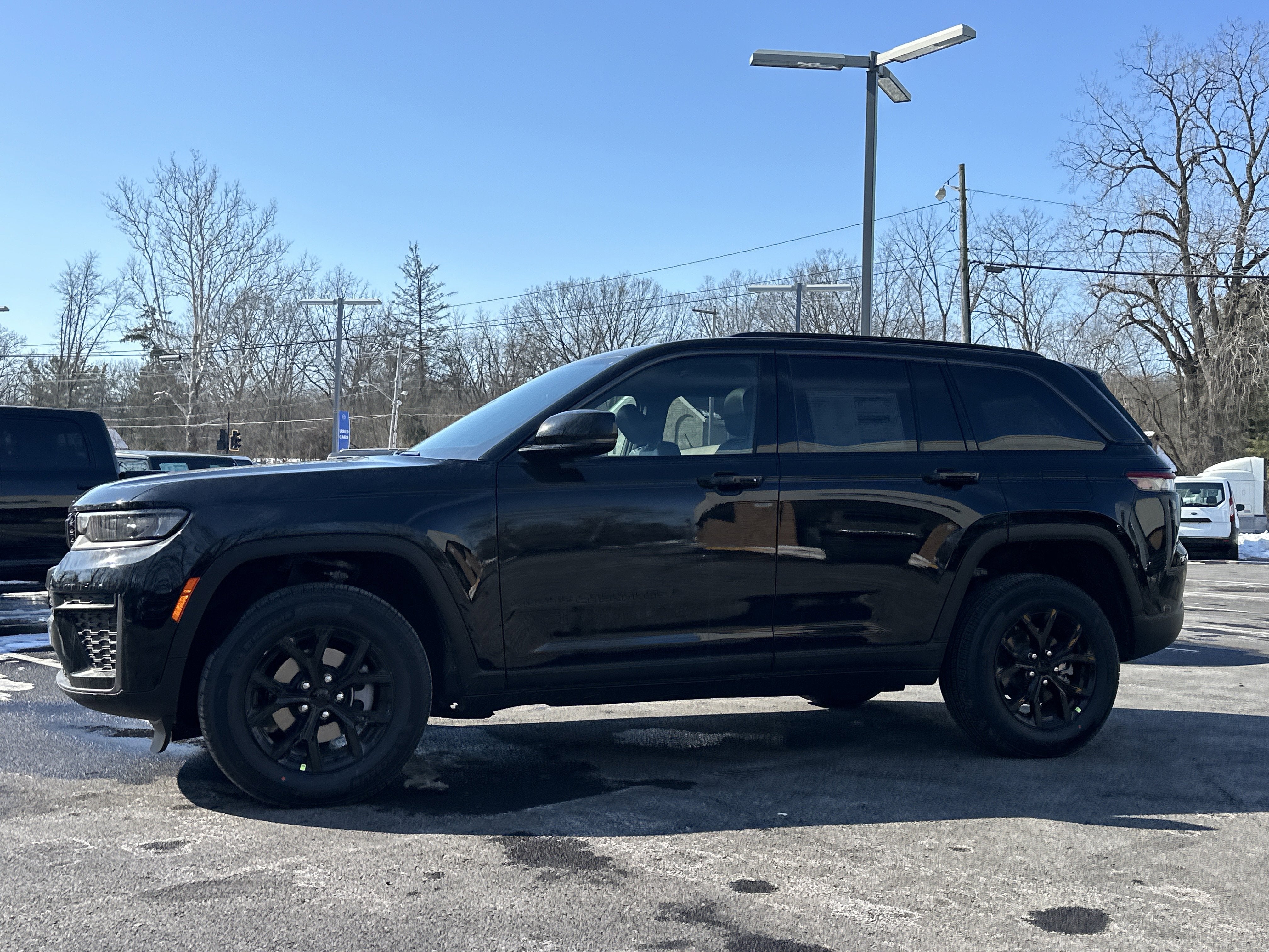 2026 Jeep Grand Cherokee Altitude
