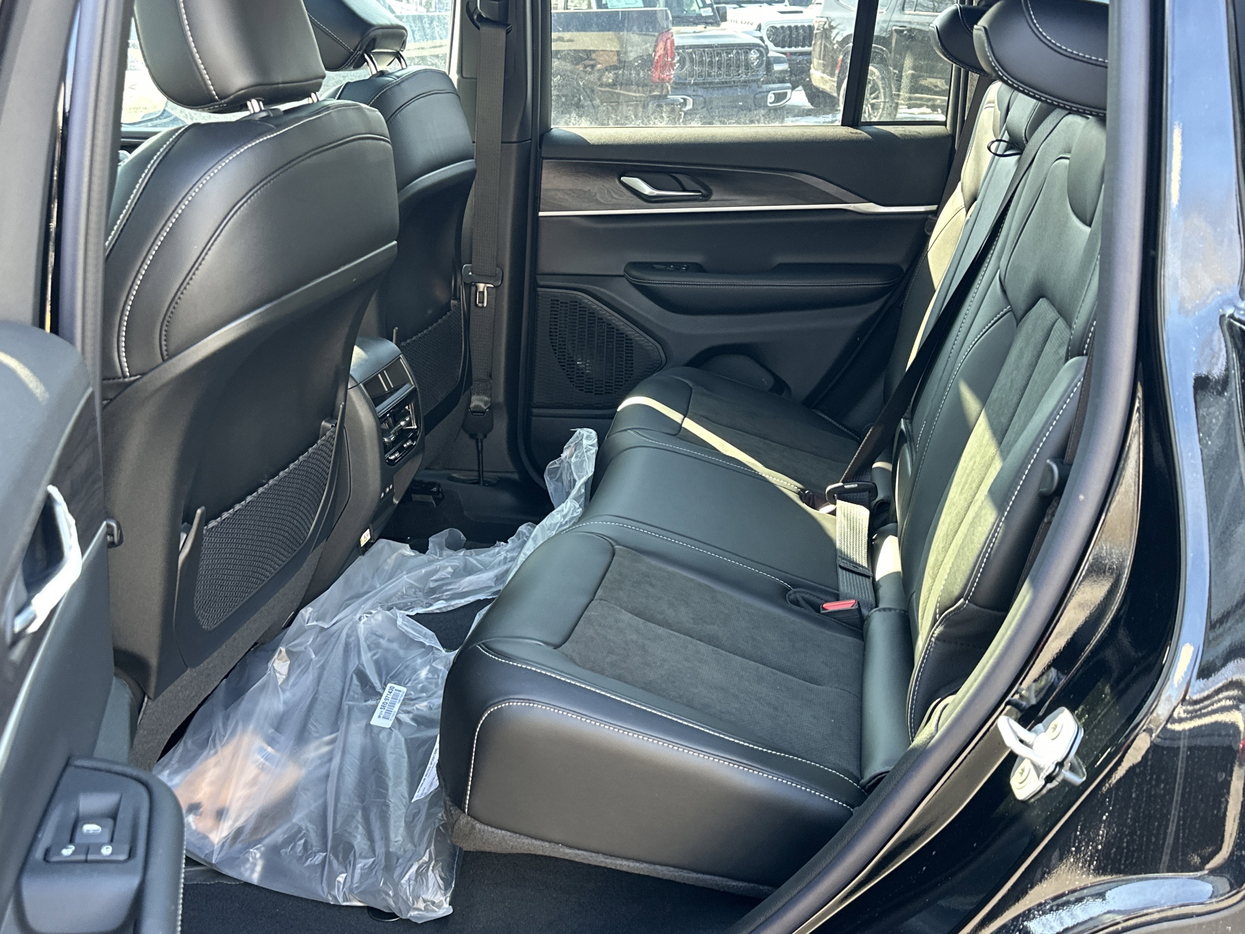 2026 Jeep Grand Cherokee Altitude