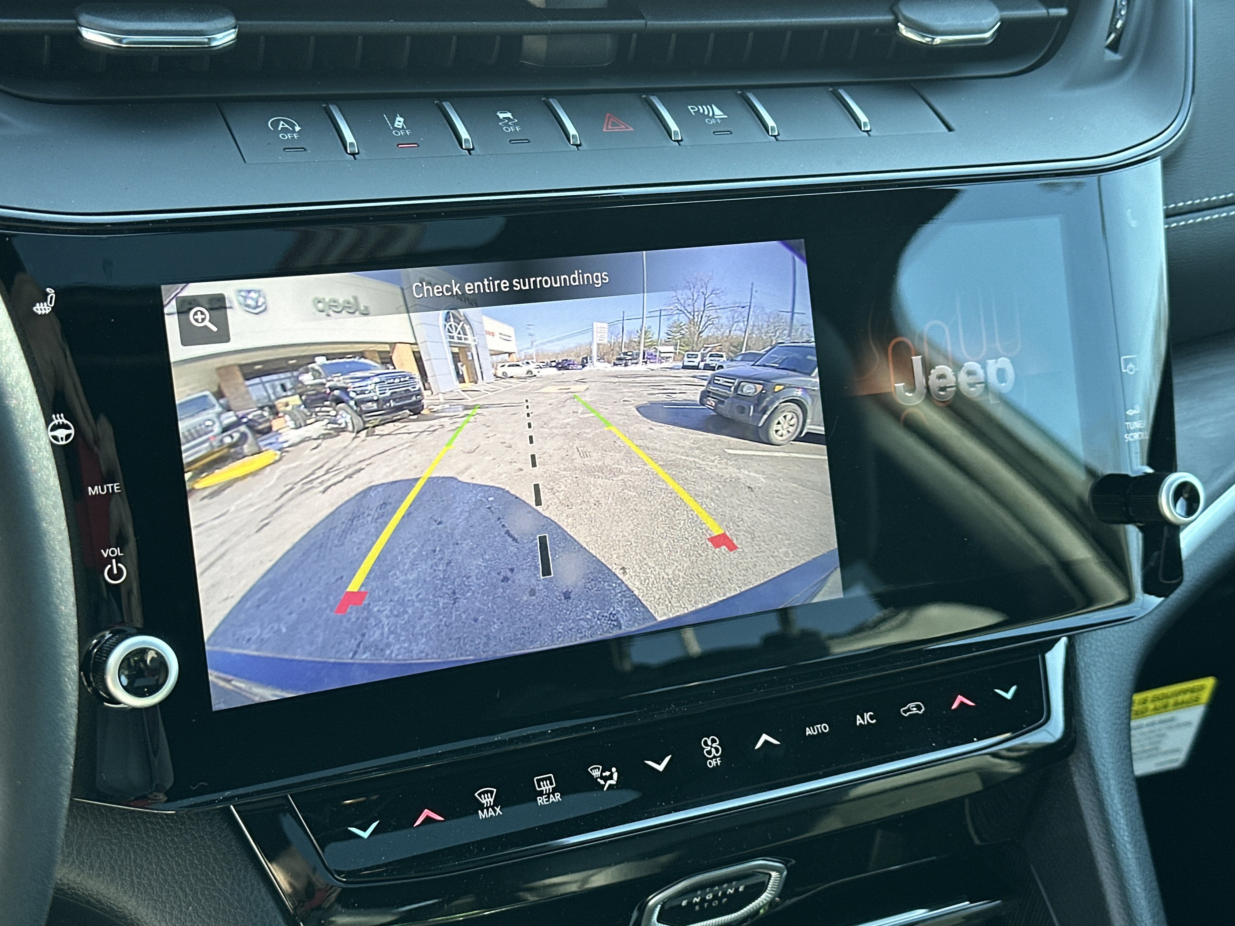 2026 Jeep Grand Cherokee Altitude