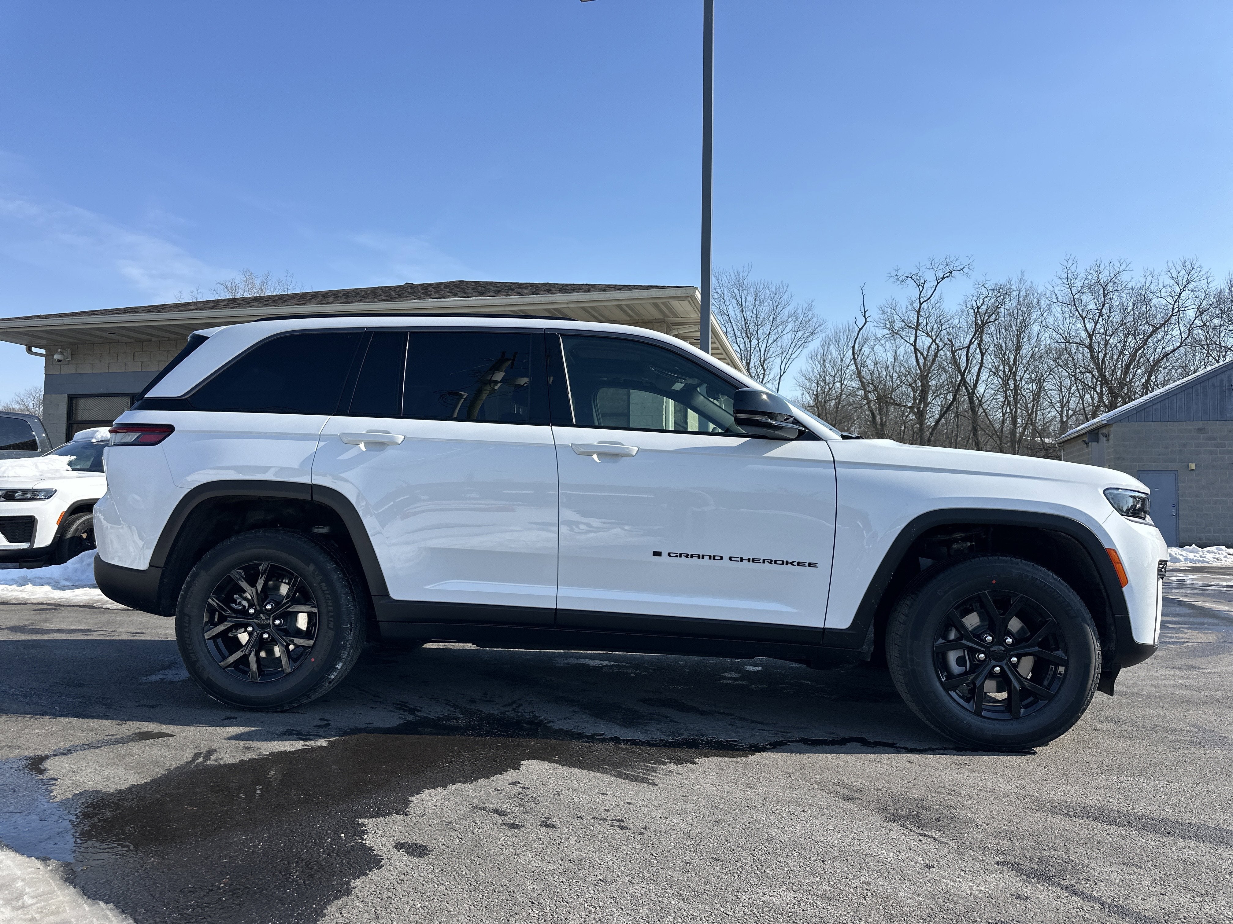 2026 Jeep Grand Cherokee Altitude