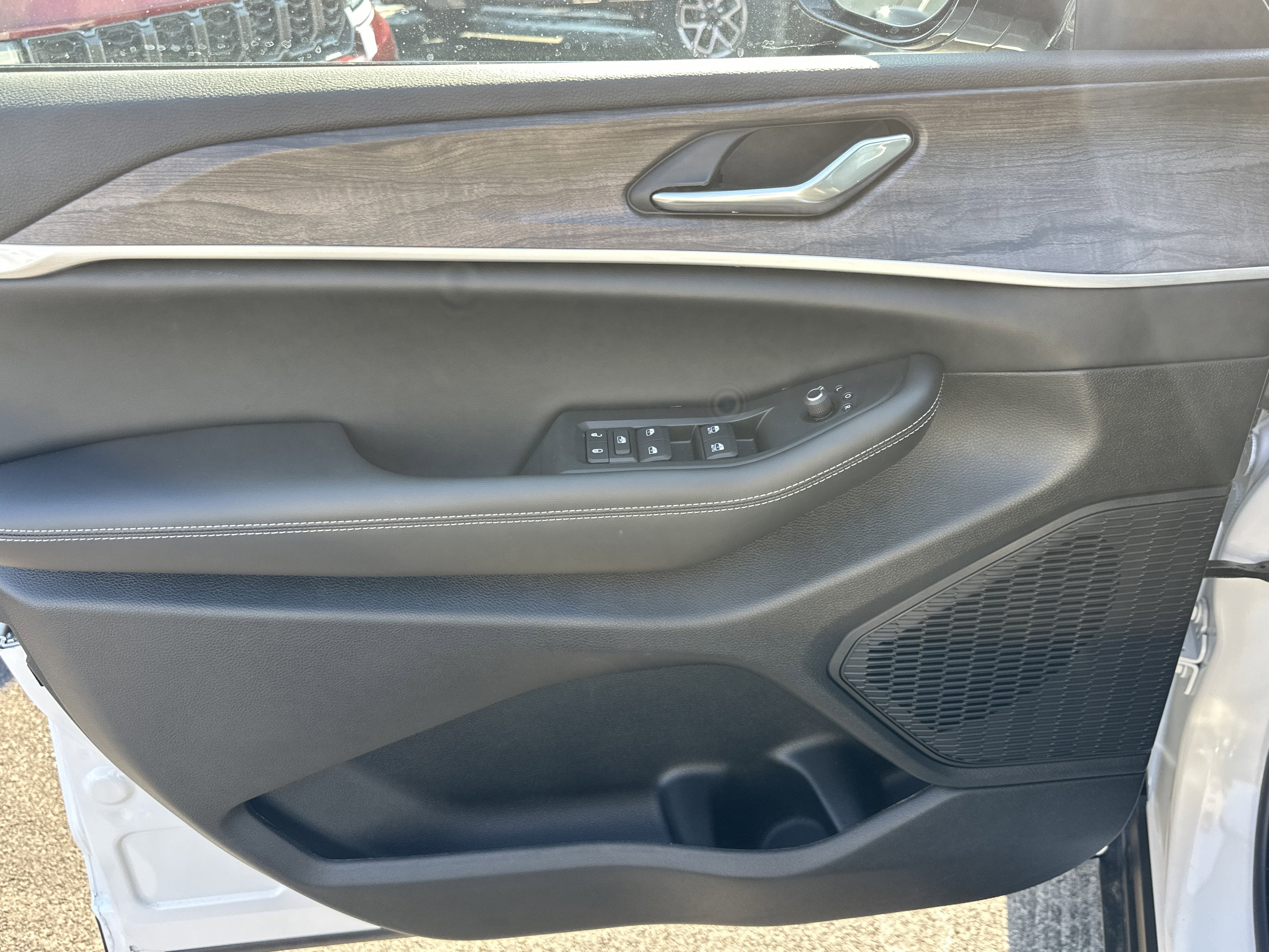 2026 Jeep Grand Cherokee Altitude