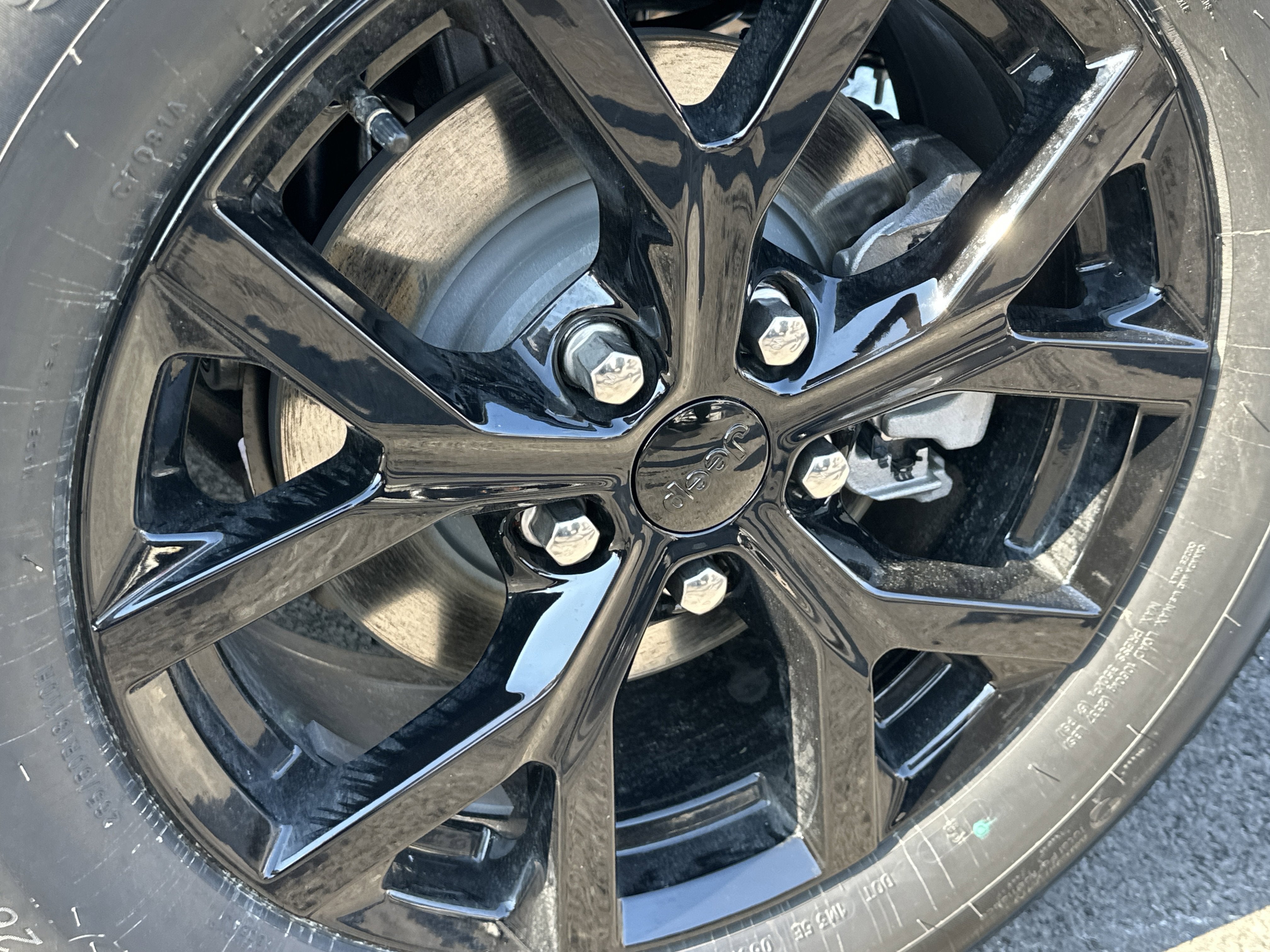 2026 Jeep Grand Cherokee Altitude