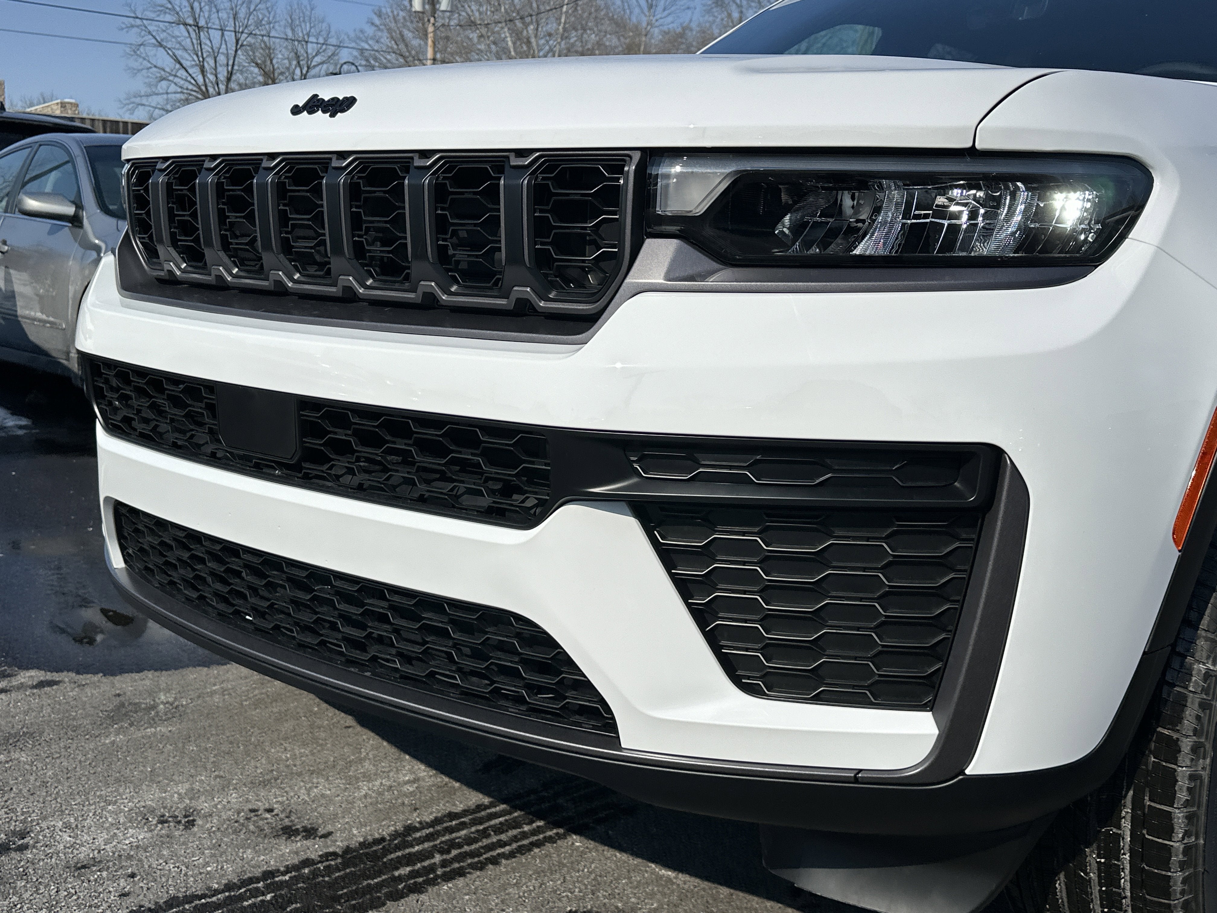 2026 Jeep Grand Cherokee Altitude