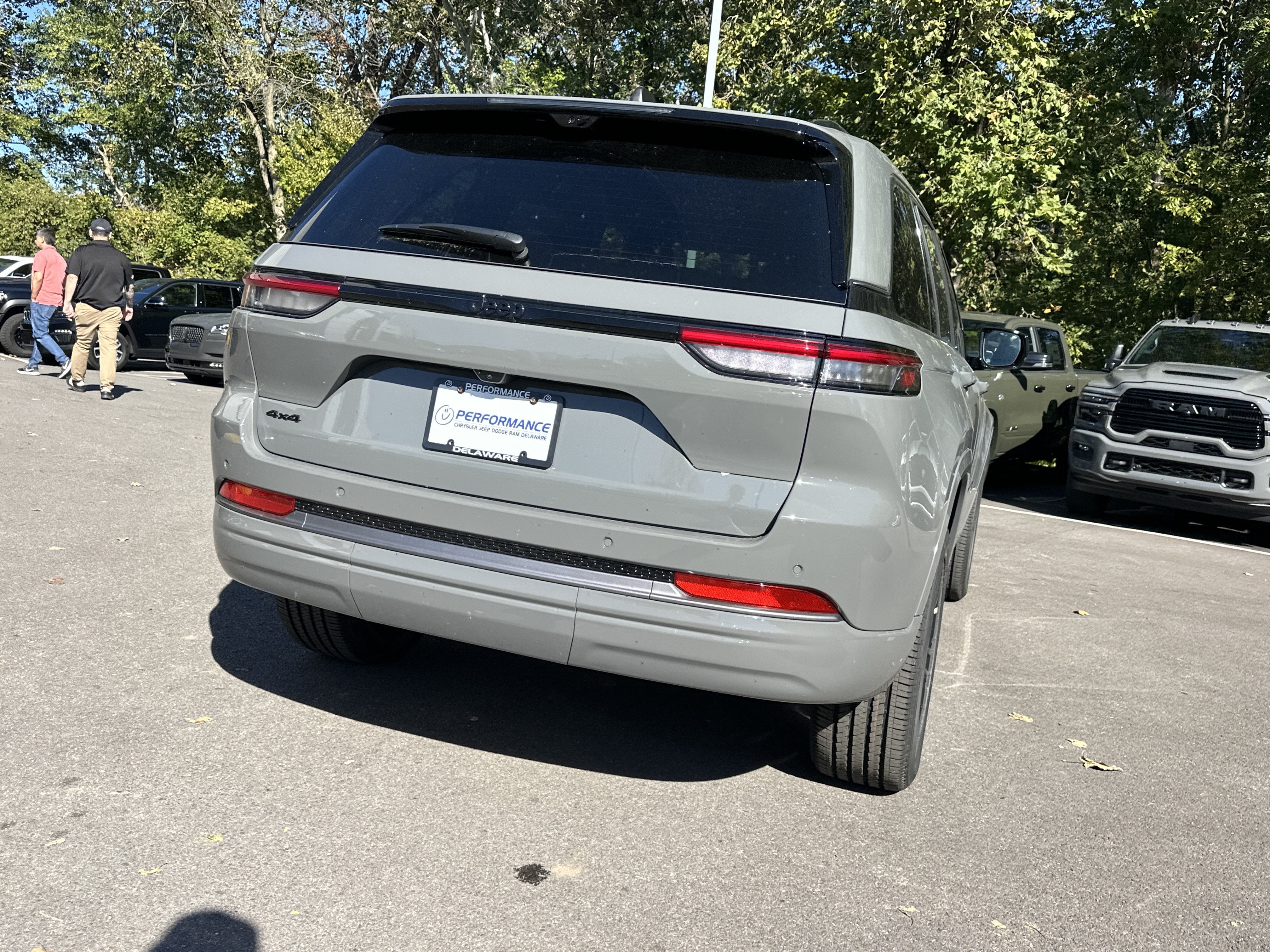 2027 Jeep Grand Cherokee Limited Reserve