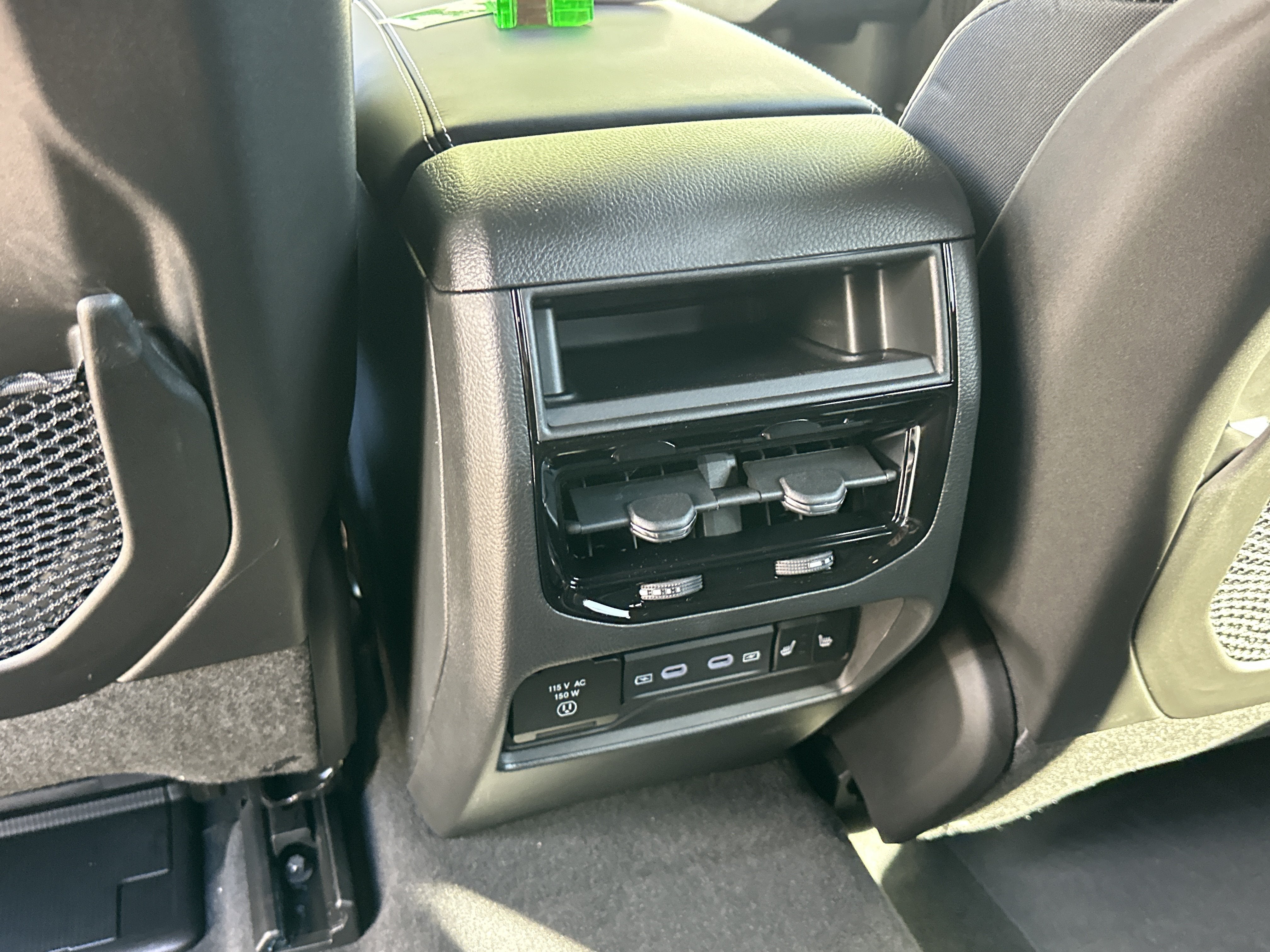2027 Jeep Grand Cherokee Limited Reserve