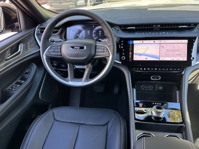 2027 Jeep Grand Cherokee Limited Reserve