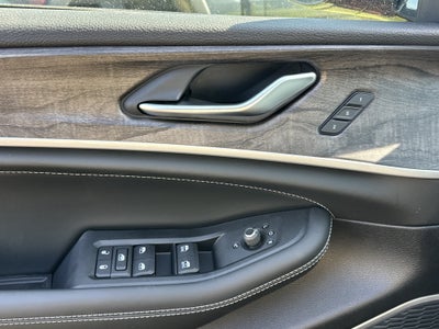 2027 Jeep Grand Cherokee Limited Reserve