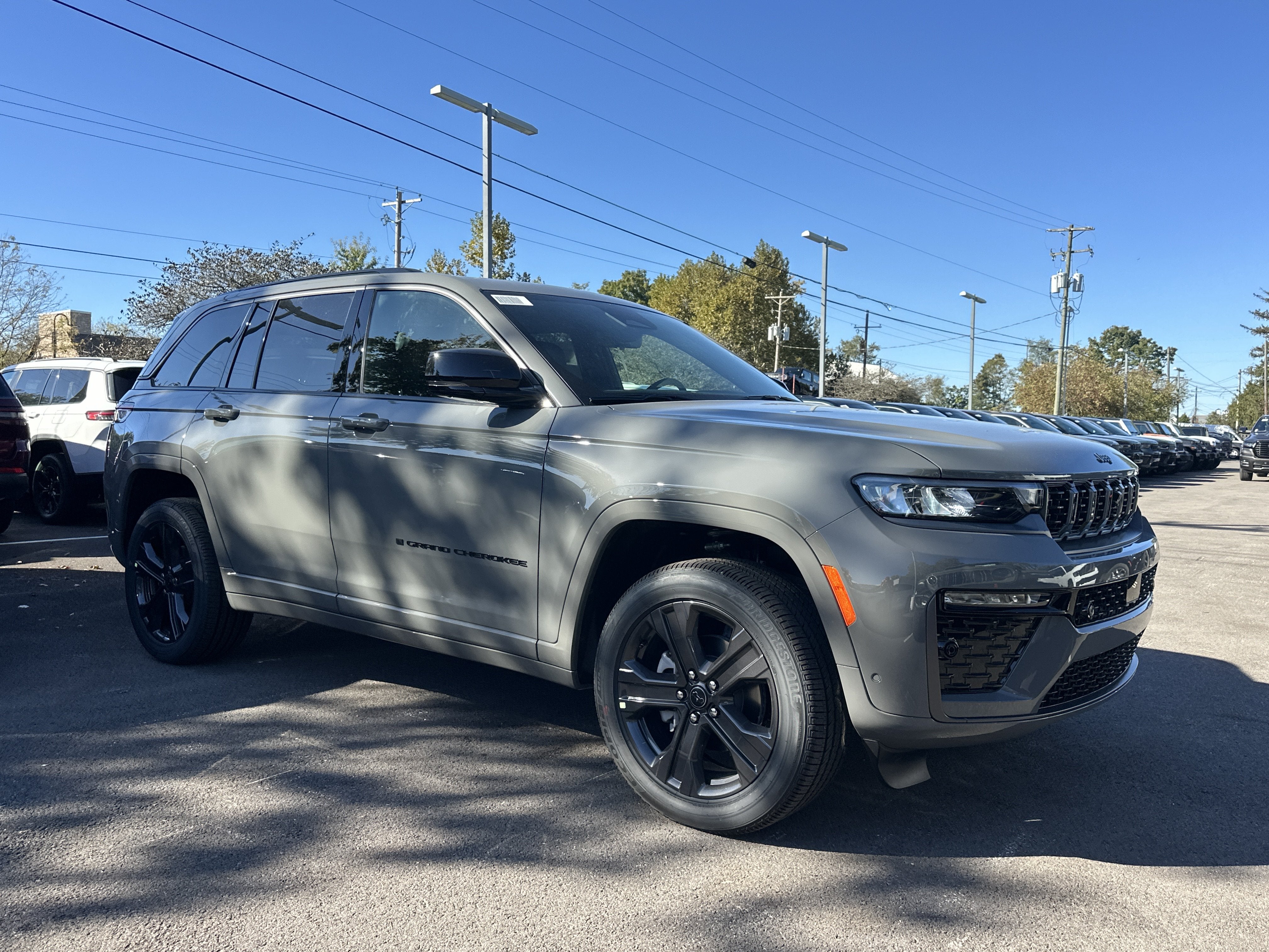 2027 Jeep Grand Cherokee Limited Reserve