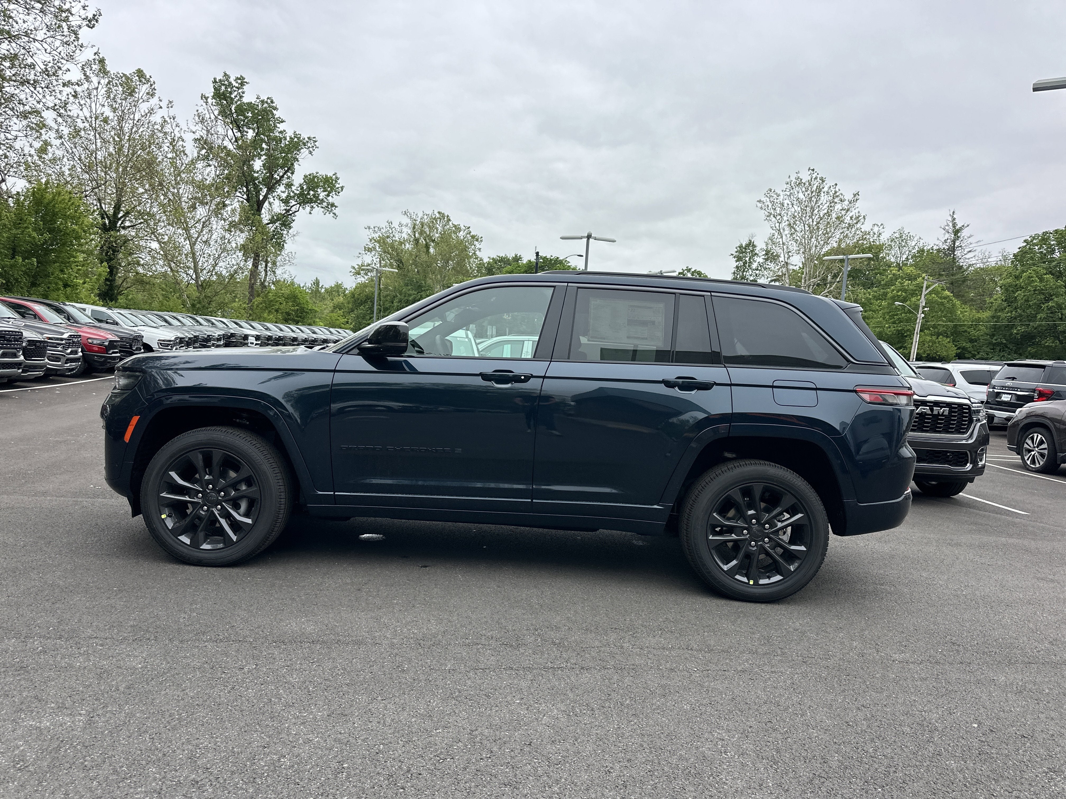 2026 Jeep Grand Cherokee Limited Reserve