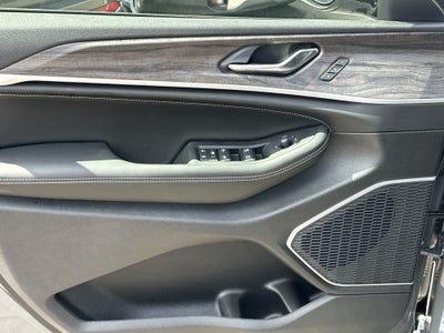 2027 Jeep Grand Cherokee Limited Reserve