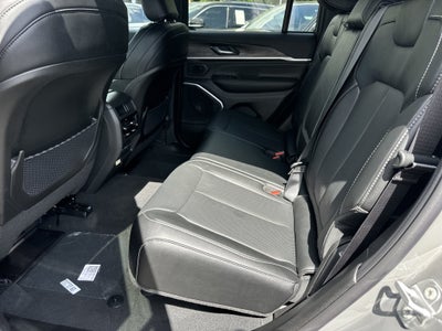 2027 Jeep Grand Cherokee Limited Reserve