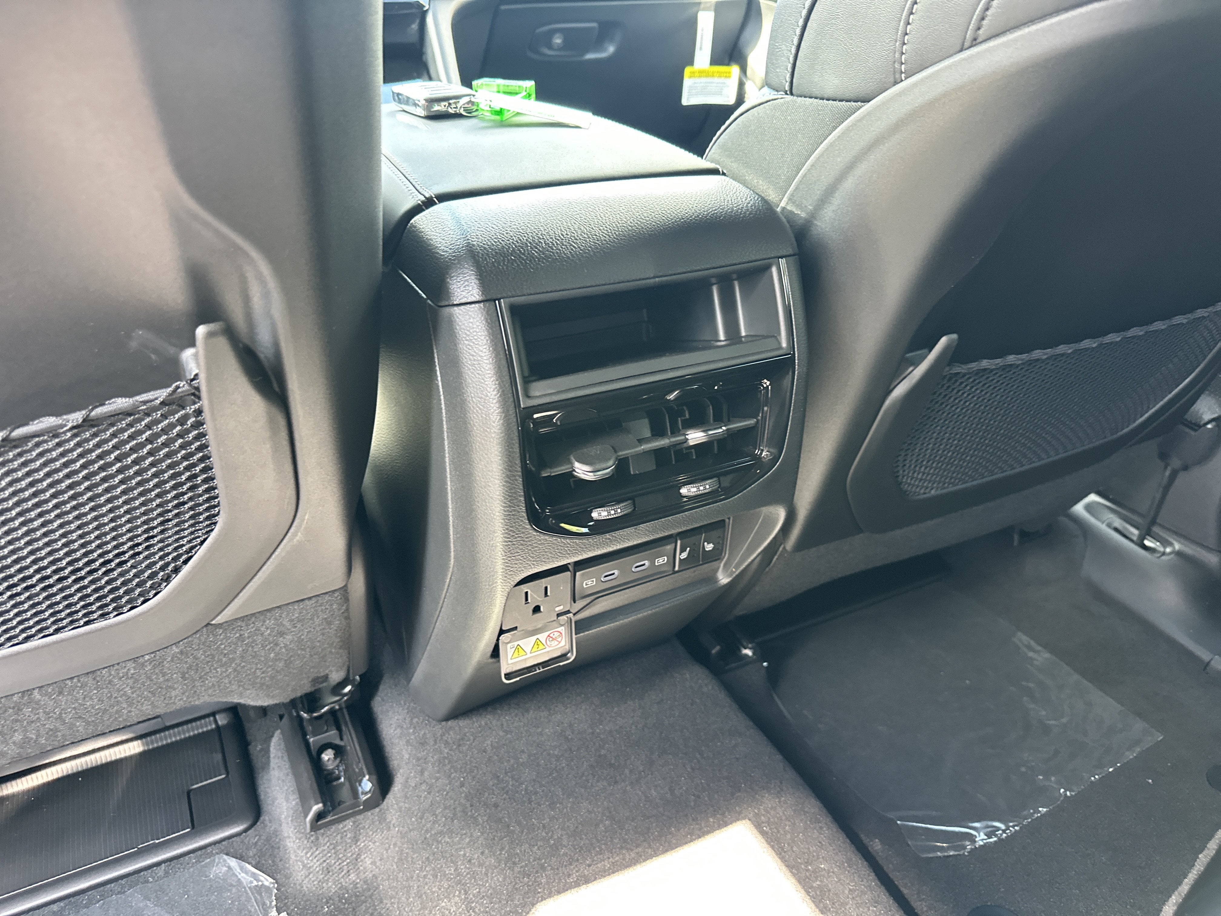 2027 Jeep Grand Cherokee Limited Reserve