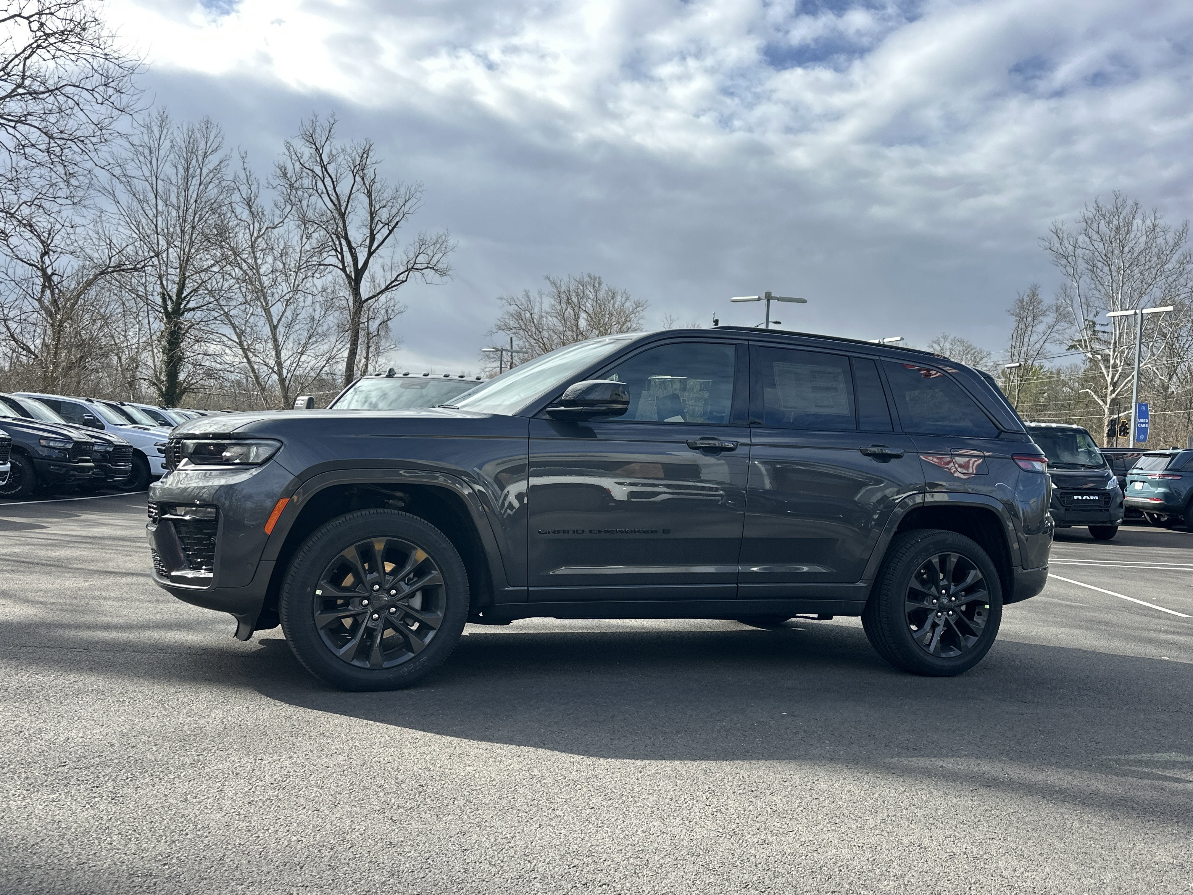 2026 Jeep Grand Cherokee Limited Reserve