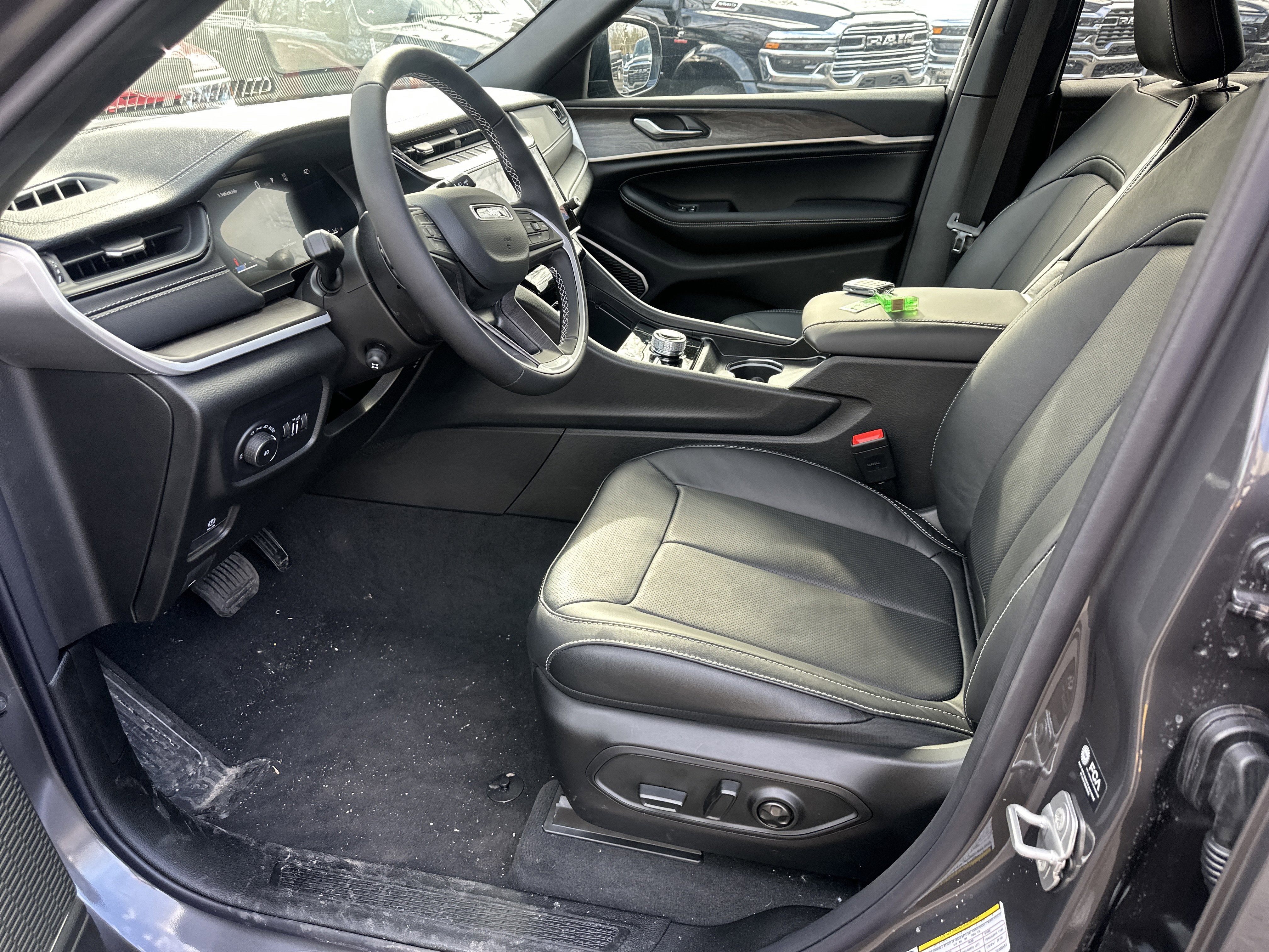 2026 Jeep Grand Cherokee Limited Reserve