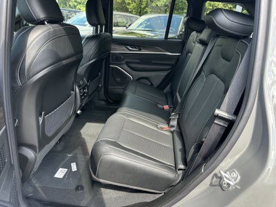 2027 Jeep Grand Cherokee Limited Reserve