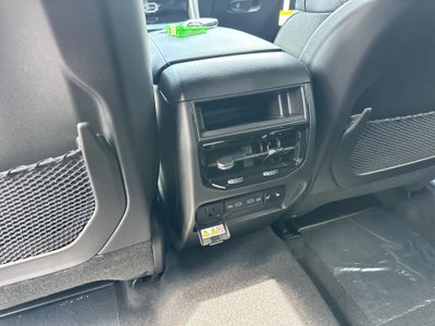 2027 Jeep Grand Cherokee Limited Reserve