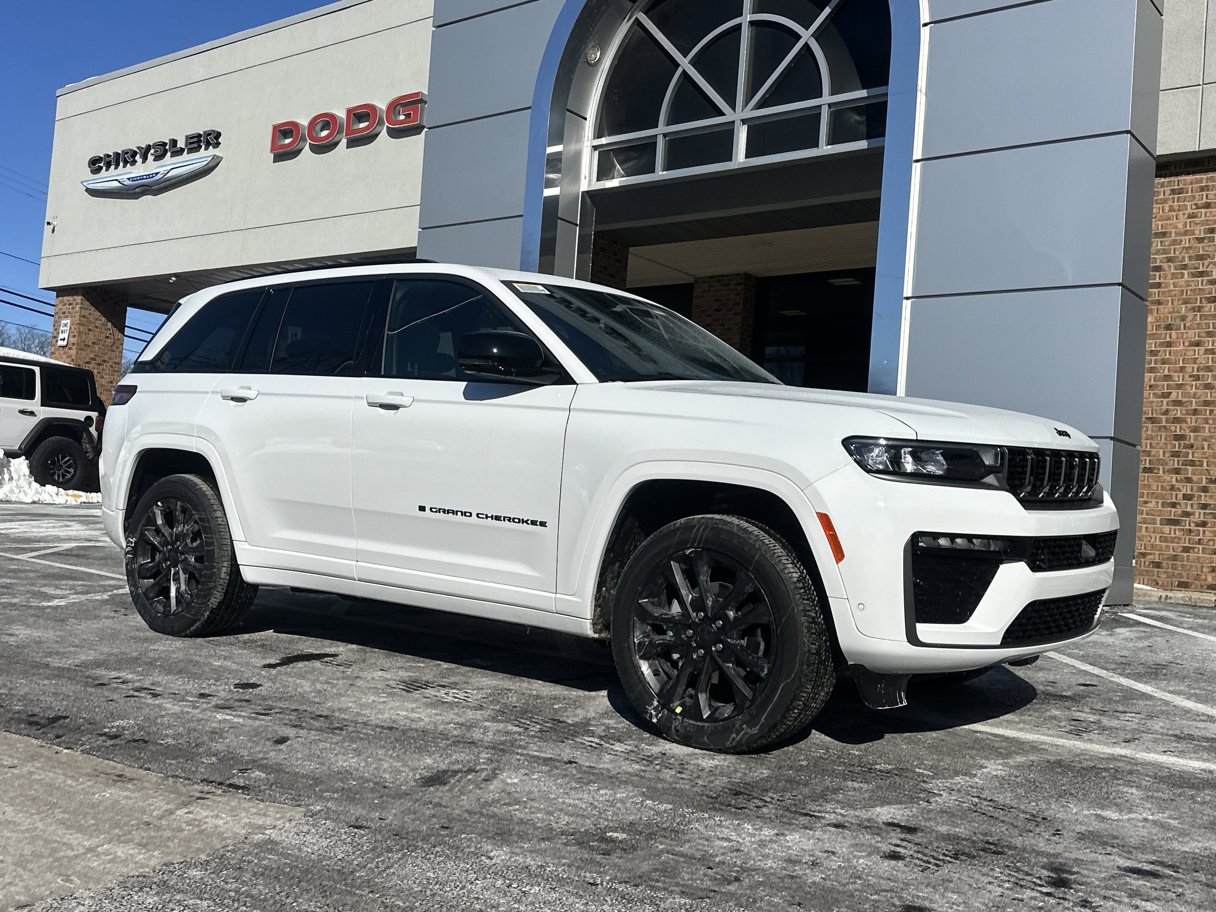 2026 Jeep Grand Cherokee Limited Reserve