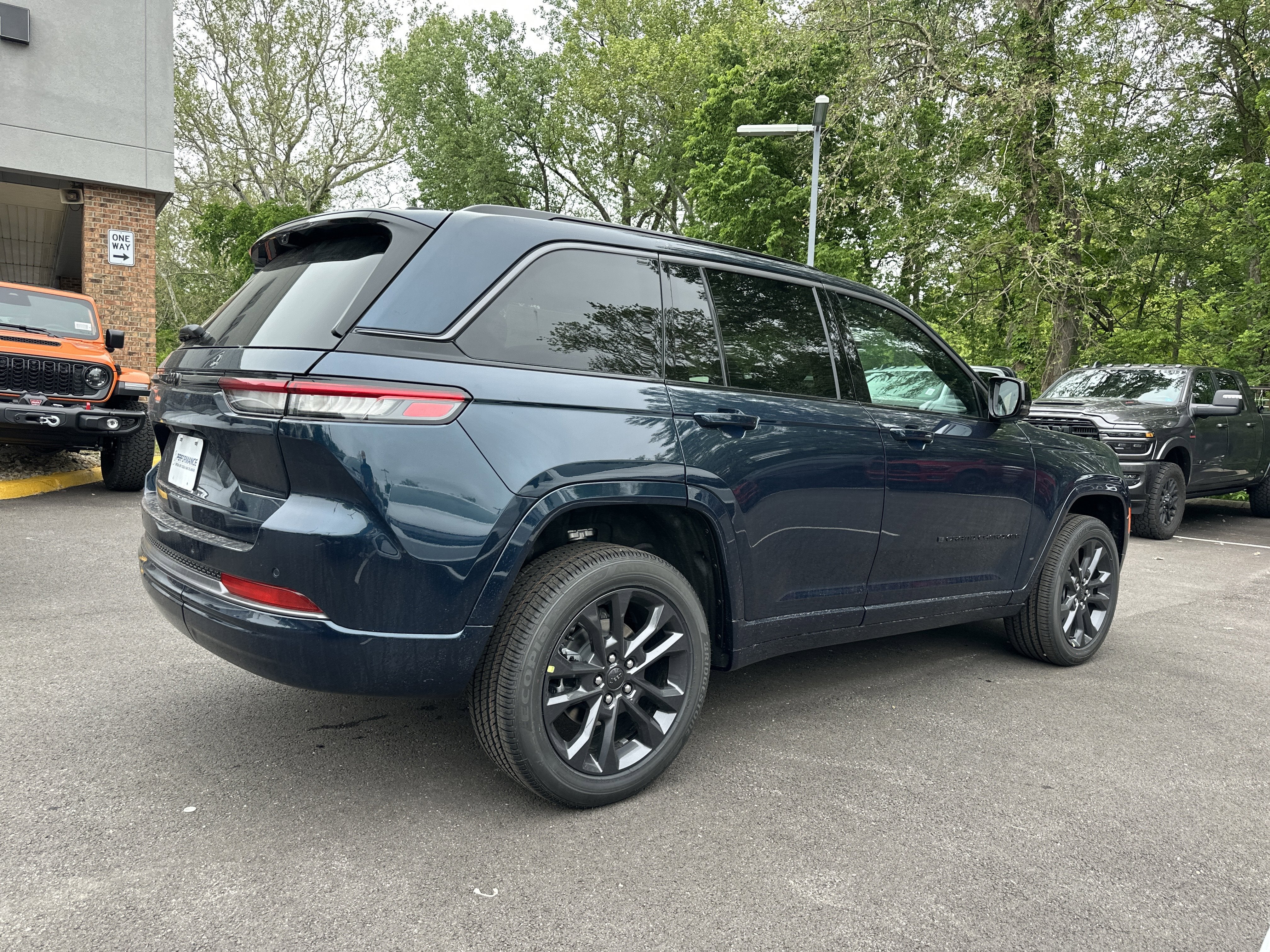 2026 Jeep Grand Cherokee Limited Reserve