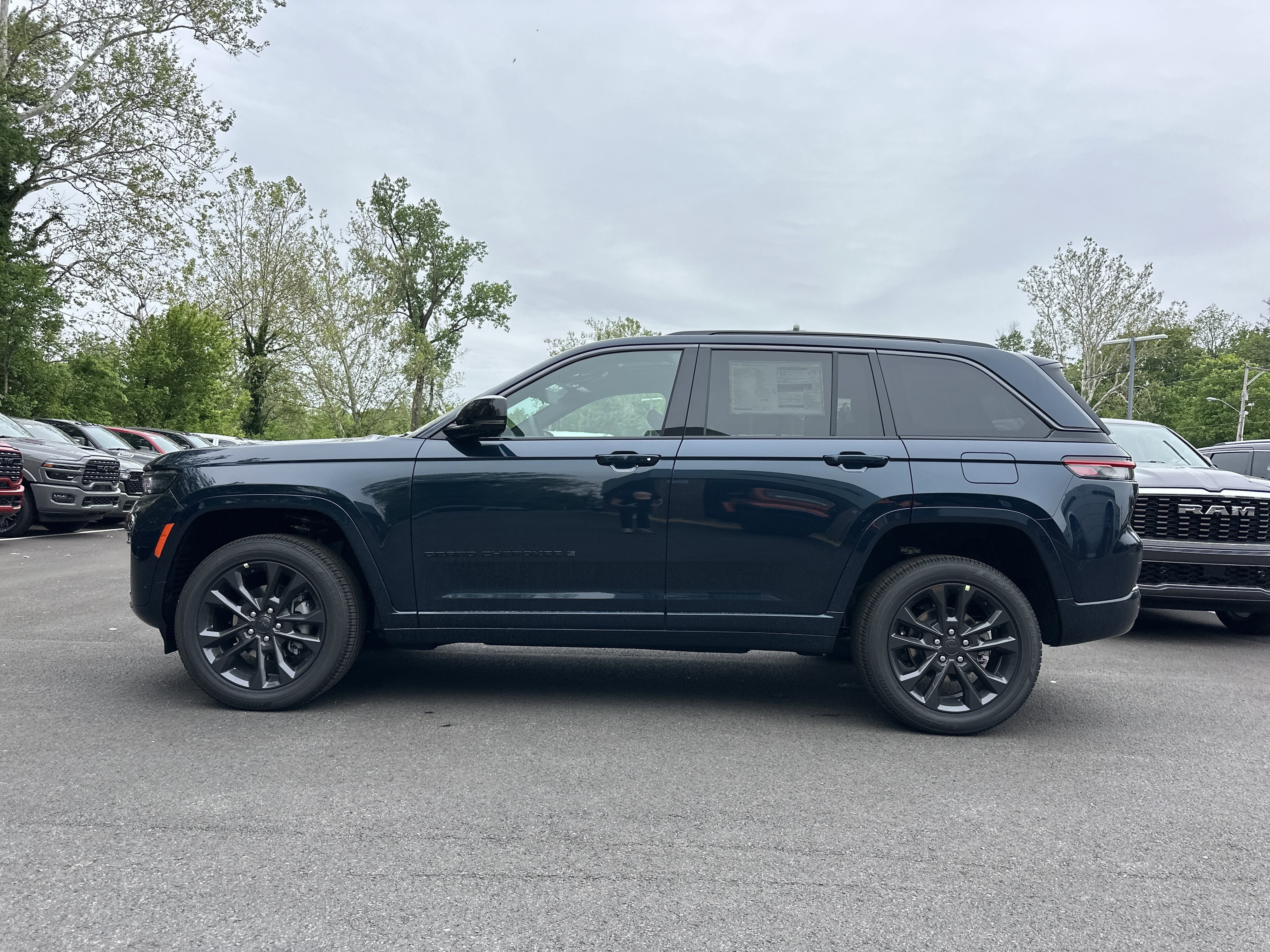 2026 Jeep Grand Cherokee Limited Reserve