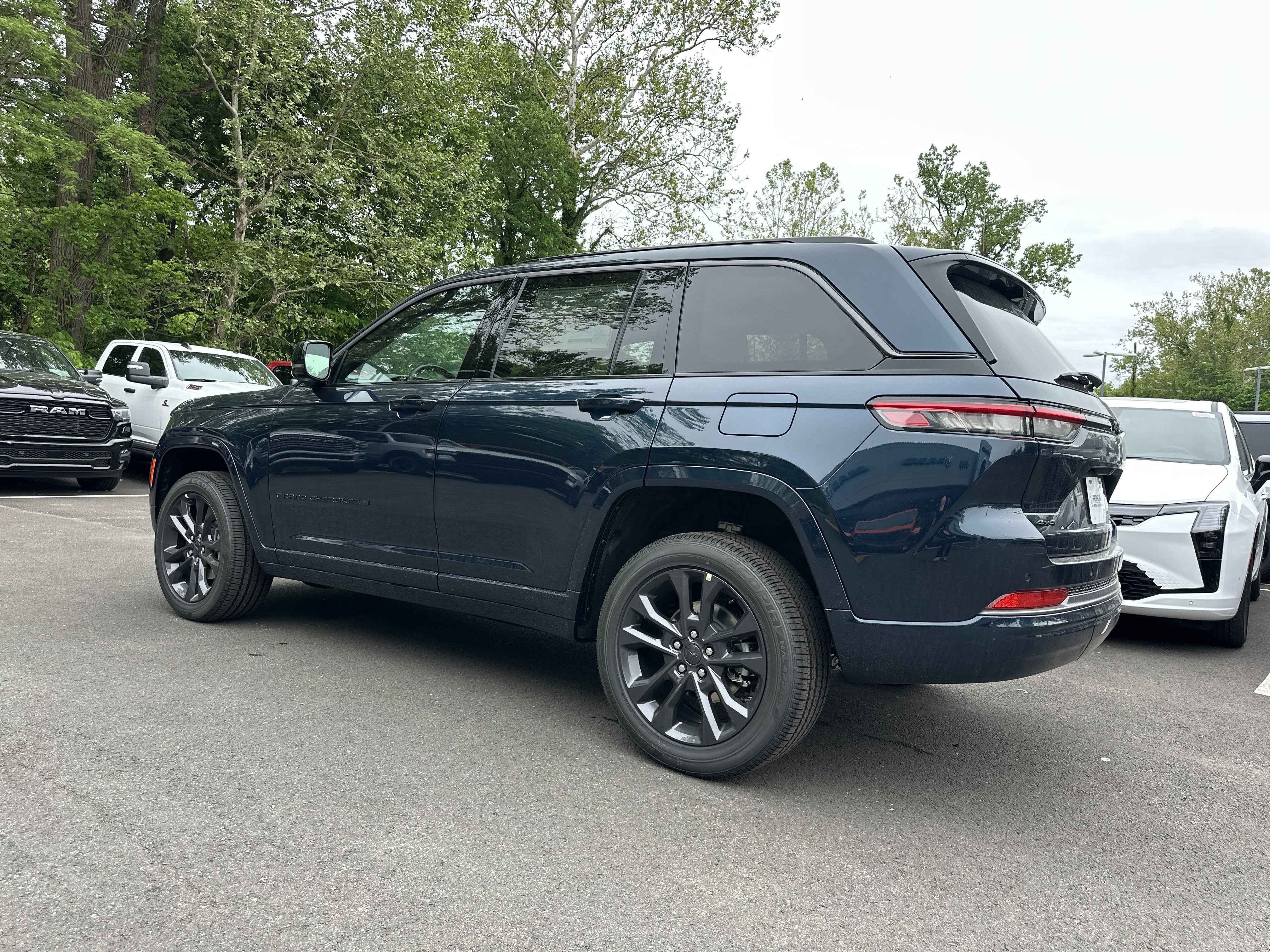 2026 Jeep Grand Cherokee Limited Reserve