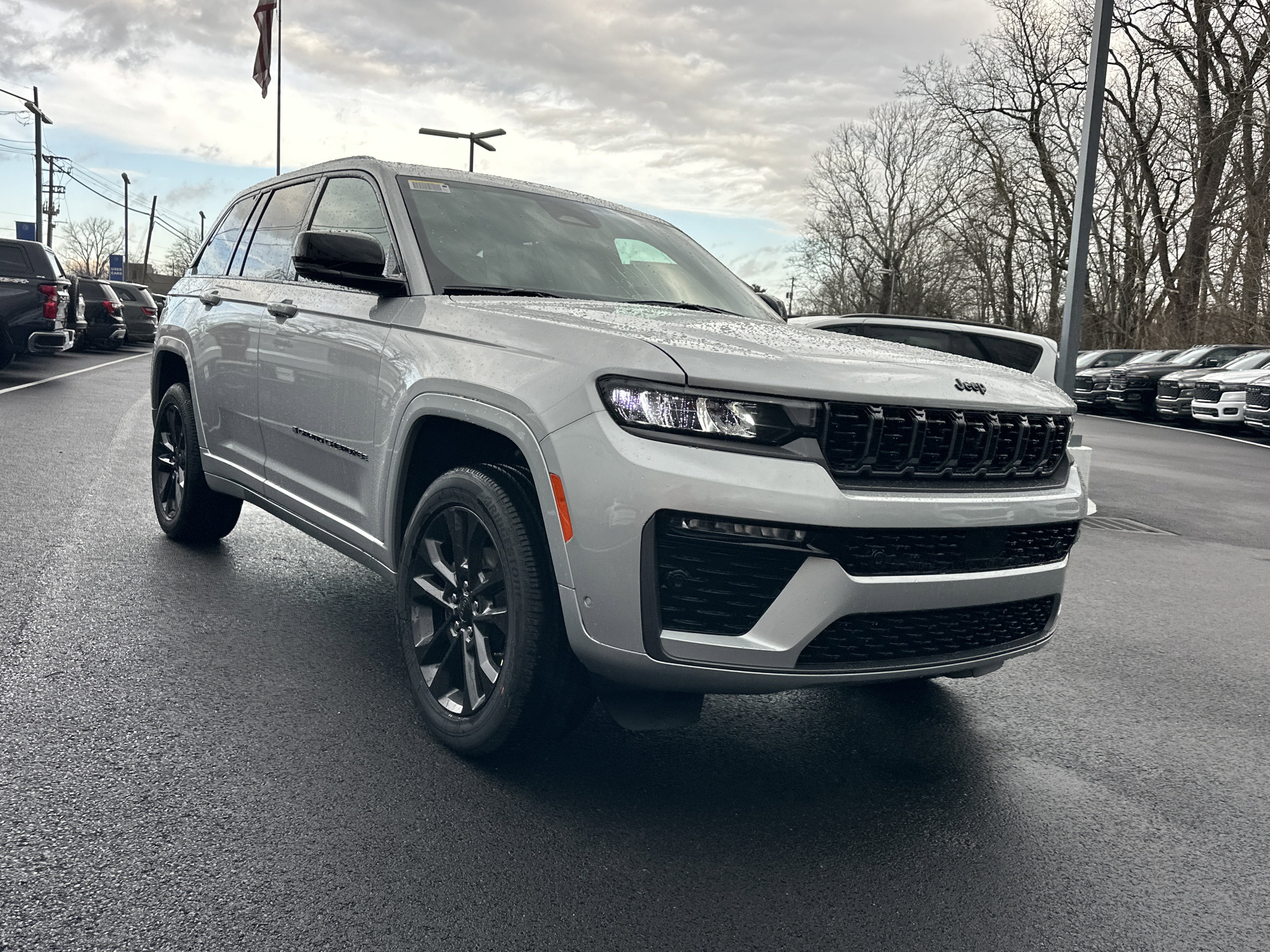 2026 Jeep Grand Cherokee Limited Reserve