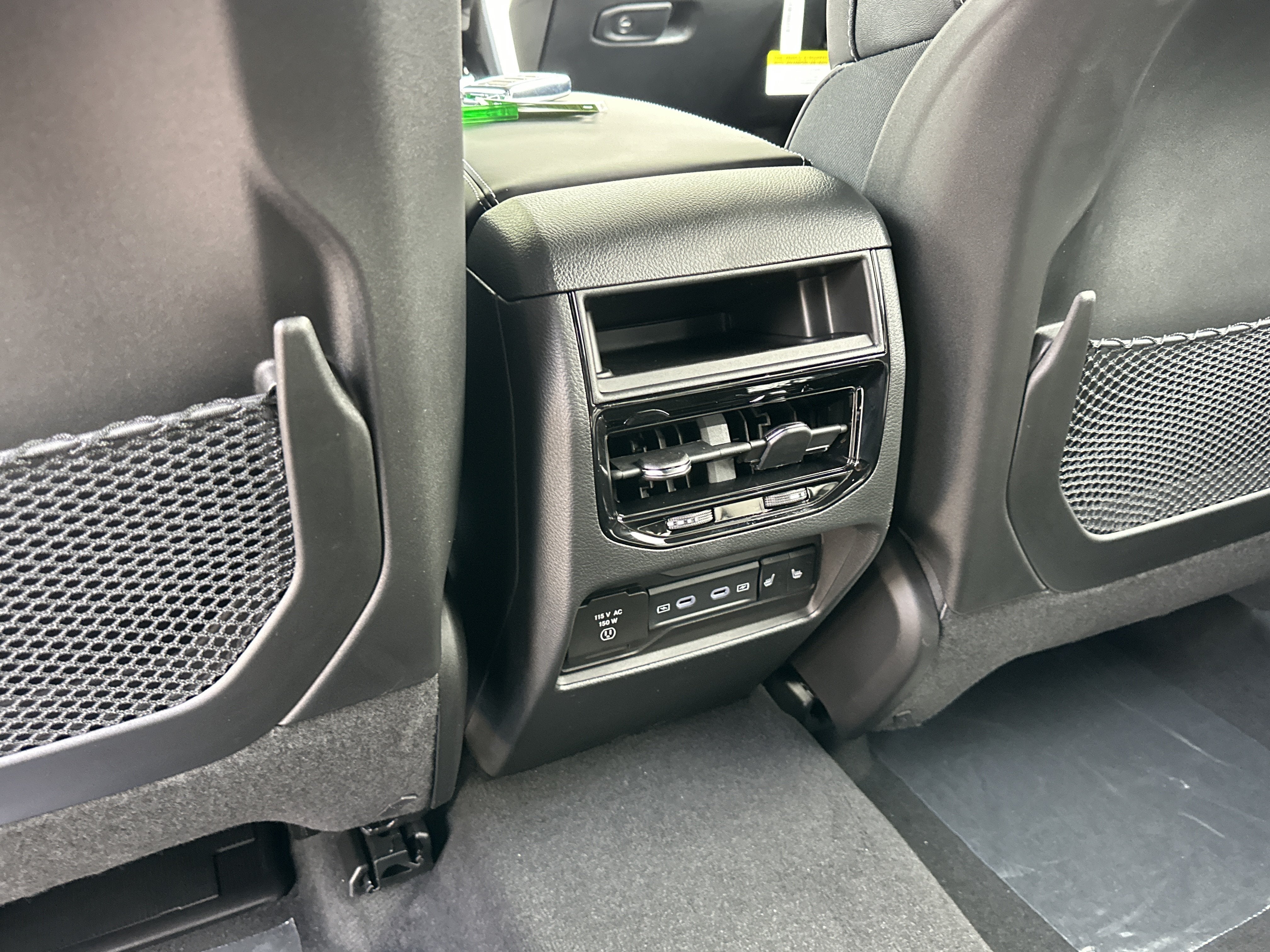 2027 Jeep Grand Cherokee Limited Reserve