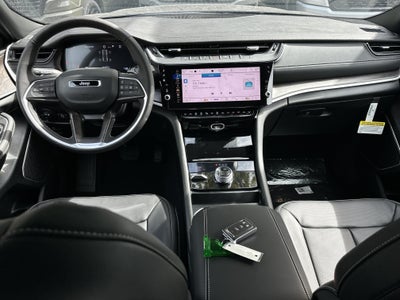 2027 Jeep Grand Cherokee Limited Reserve