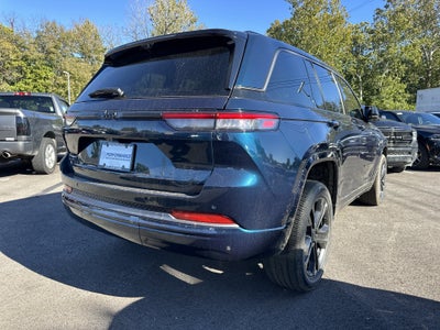 2027 Jeep Grand Cherokee Limited Reserve