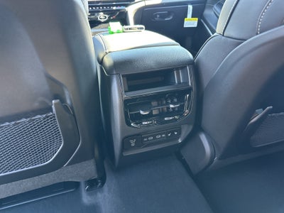 2027 Jeep Grand Cherokee Limited Reserve