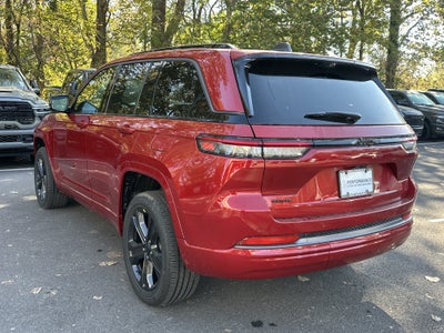2027 Jeep Grand Cherokee Limited Reserve