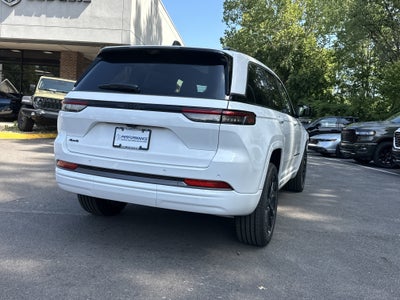 2026 Jeep Grand Cherokee Limited Reserve