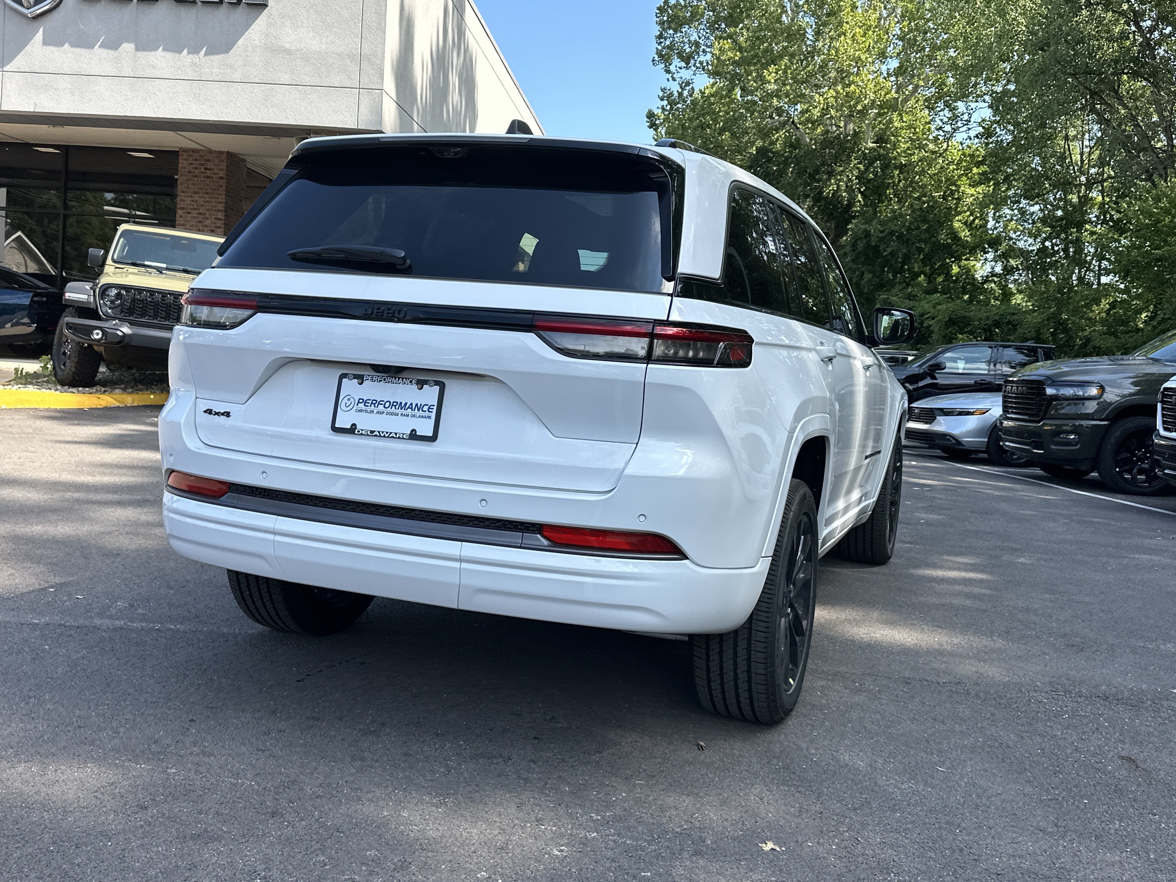2026 Jeep Grand Cherokee Limited Reserve